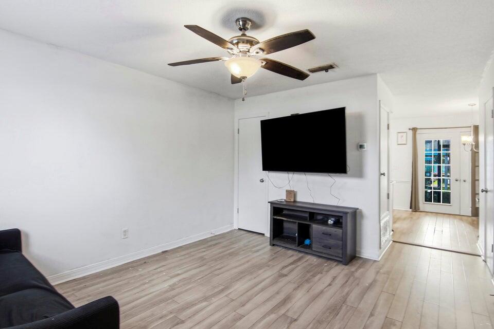 BROWNSVILLE STATION 3 - Residential Lease