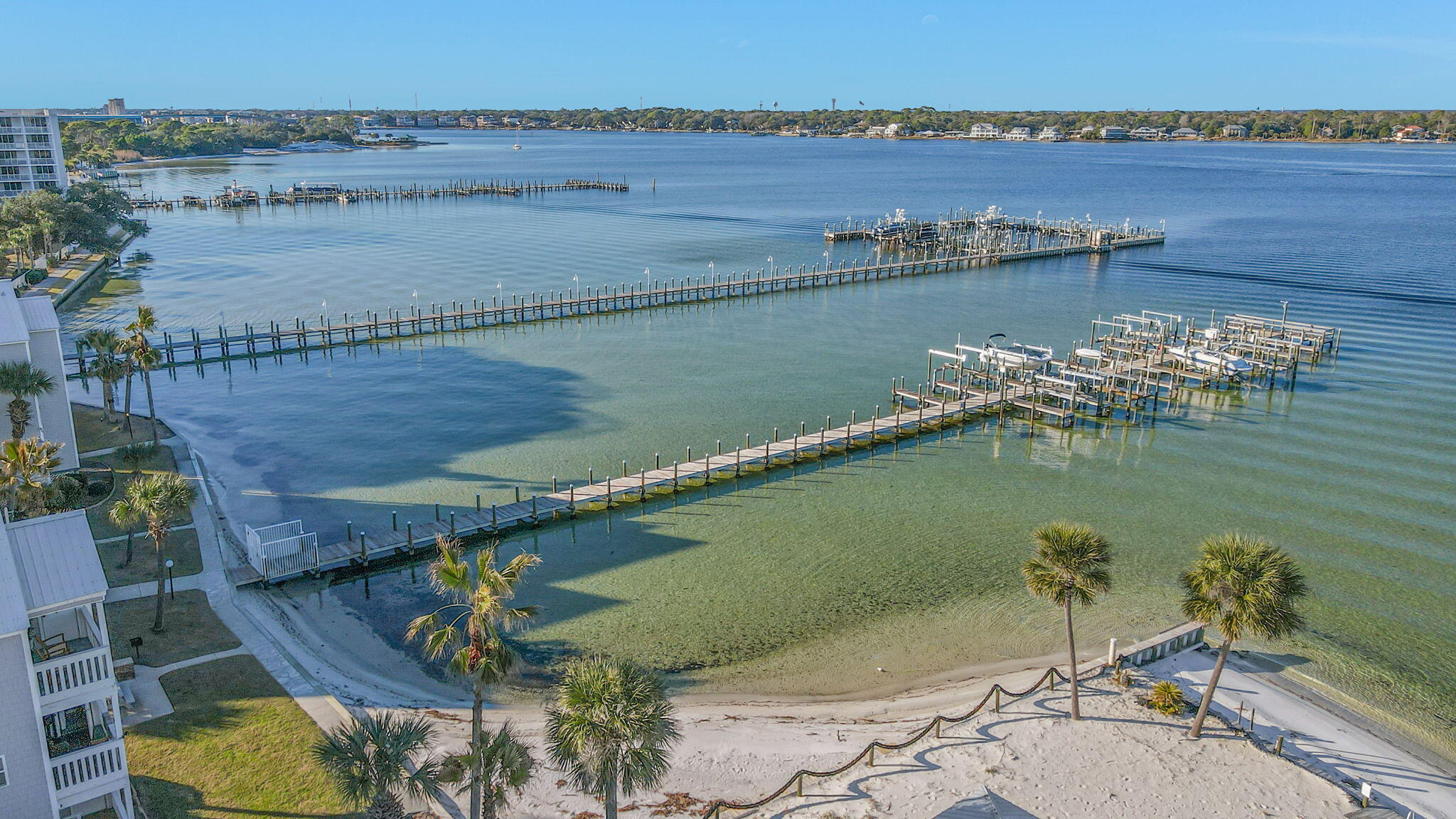 HERMITAGE CONDOMINIUM - Residential