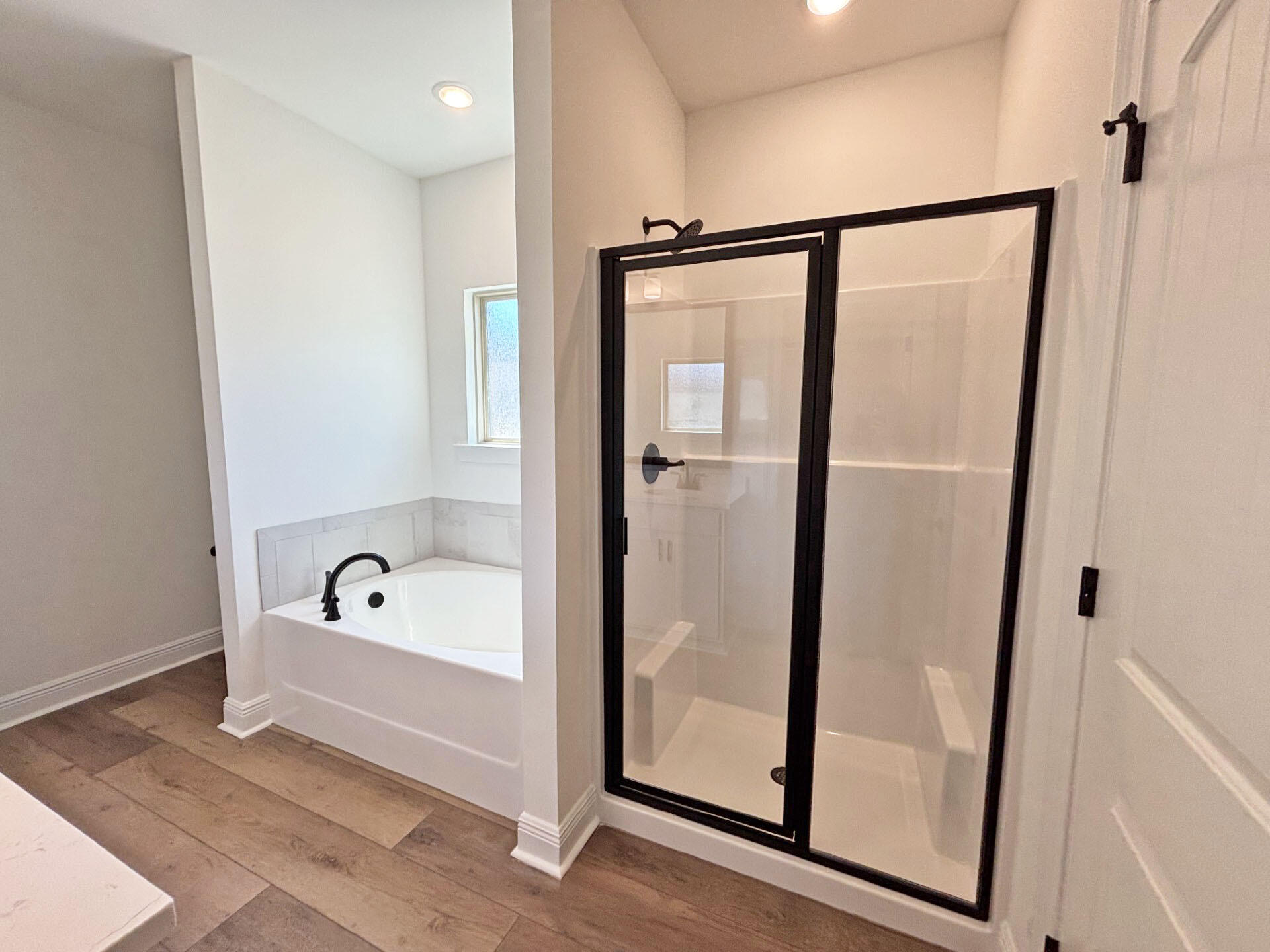 YOUNG OAKS - Residential