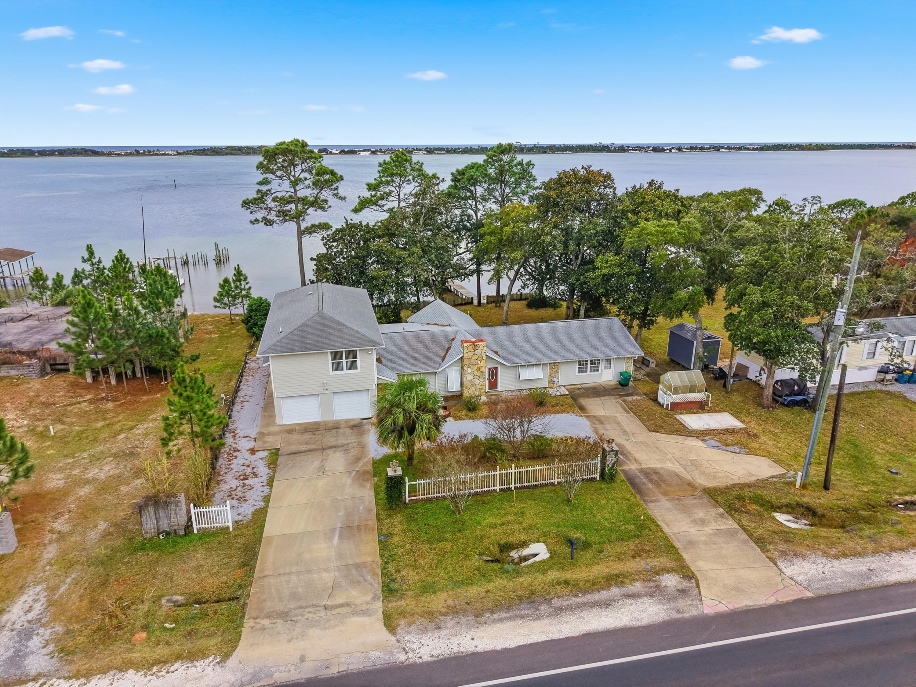 METES & BOUNDS - Residential