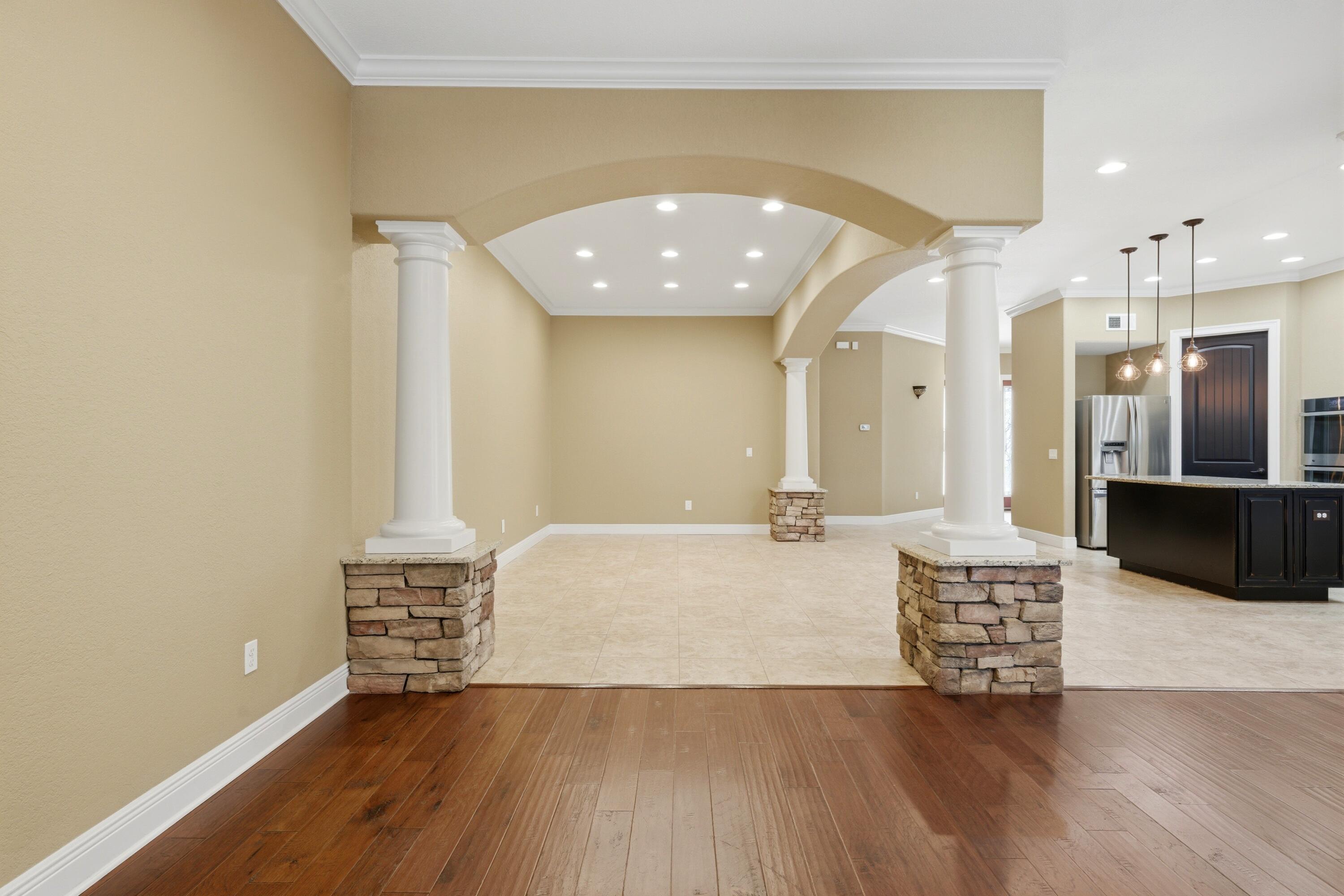 HOLLEY BY THE SEA - Residential