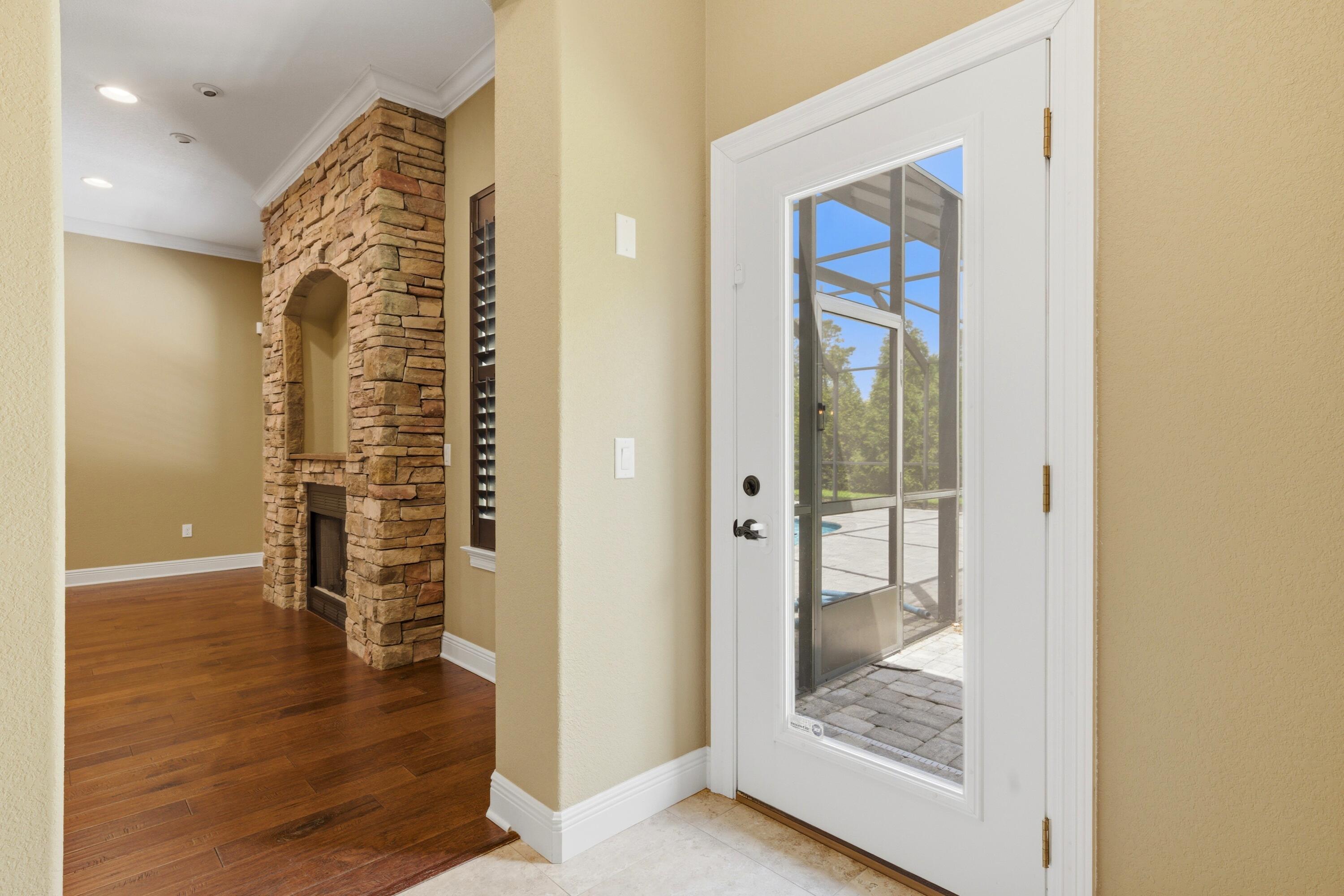 HOLLEY BY THE SEA - Residential