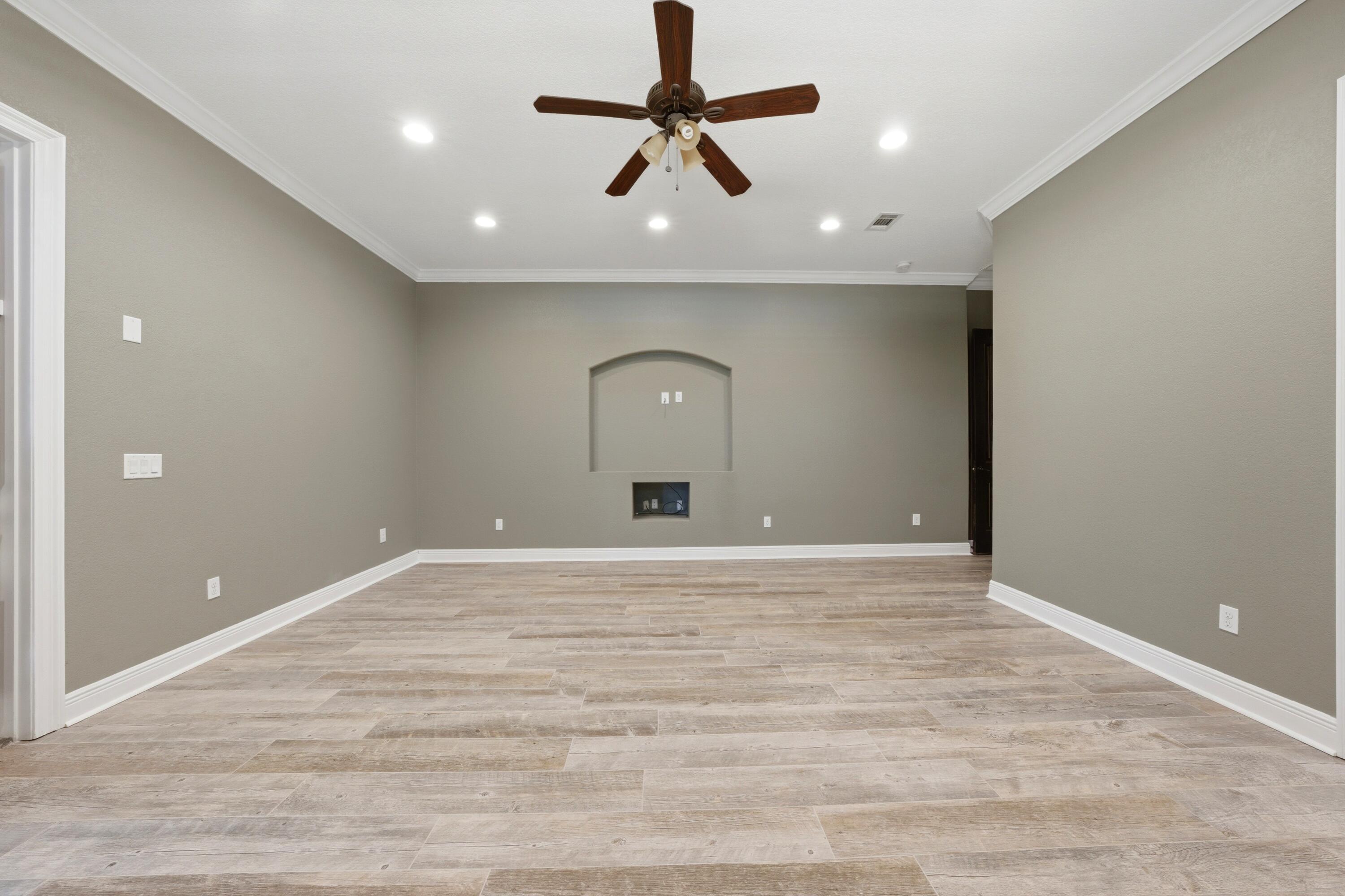 HOLLEY BY THE SEA - Residential