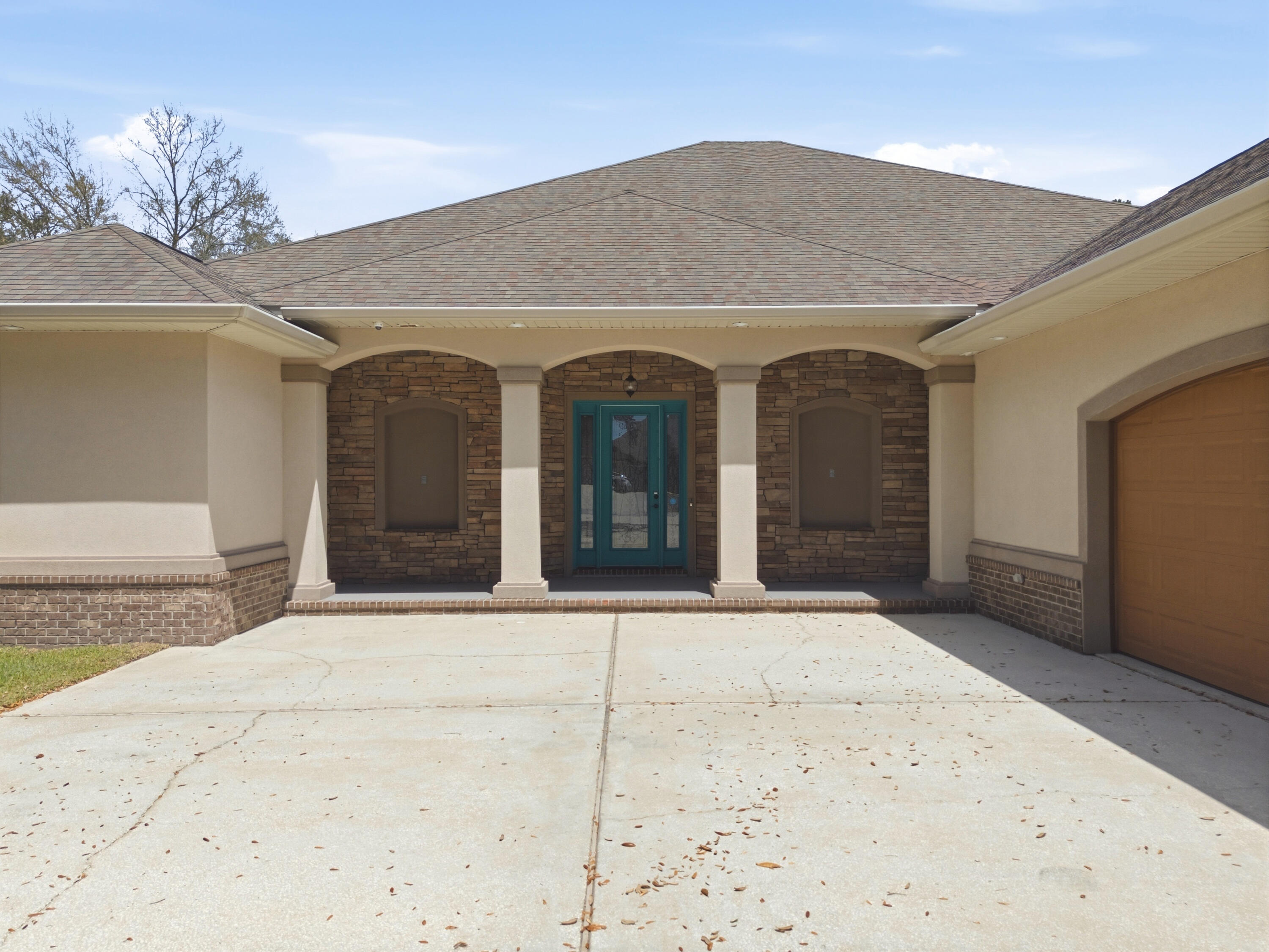 HOLLEY BY THE SEA - Residential