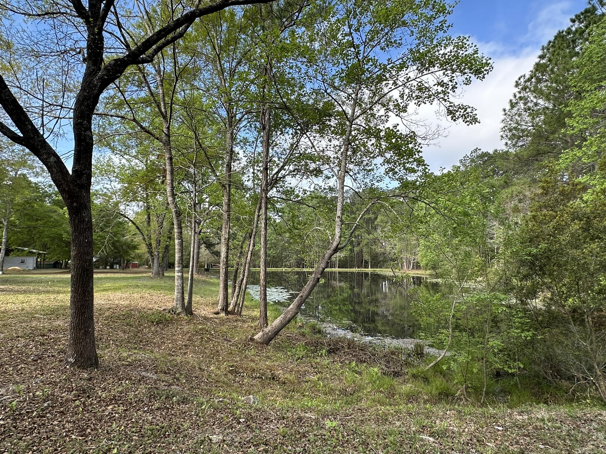 METES & BOUNDS - Land