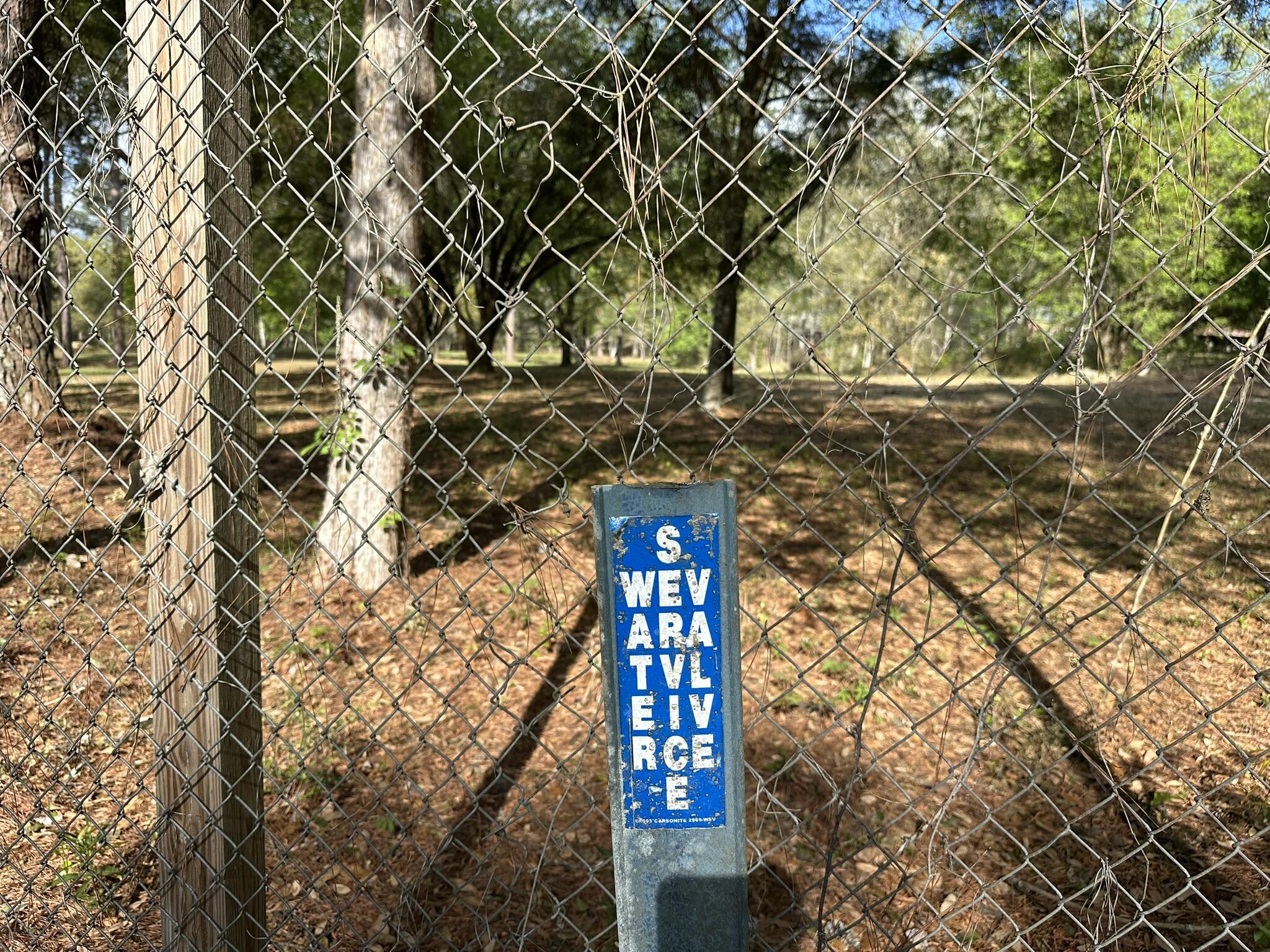 METES & BOUNDS - Land