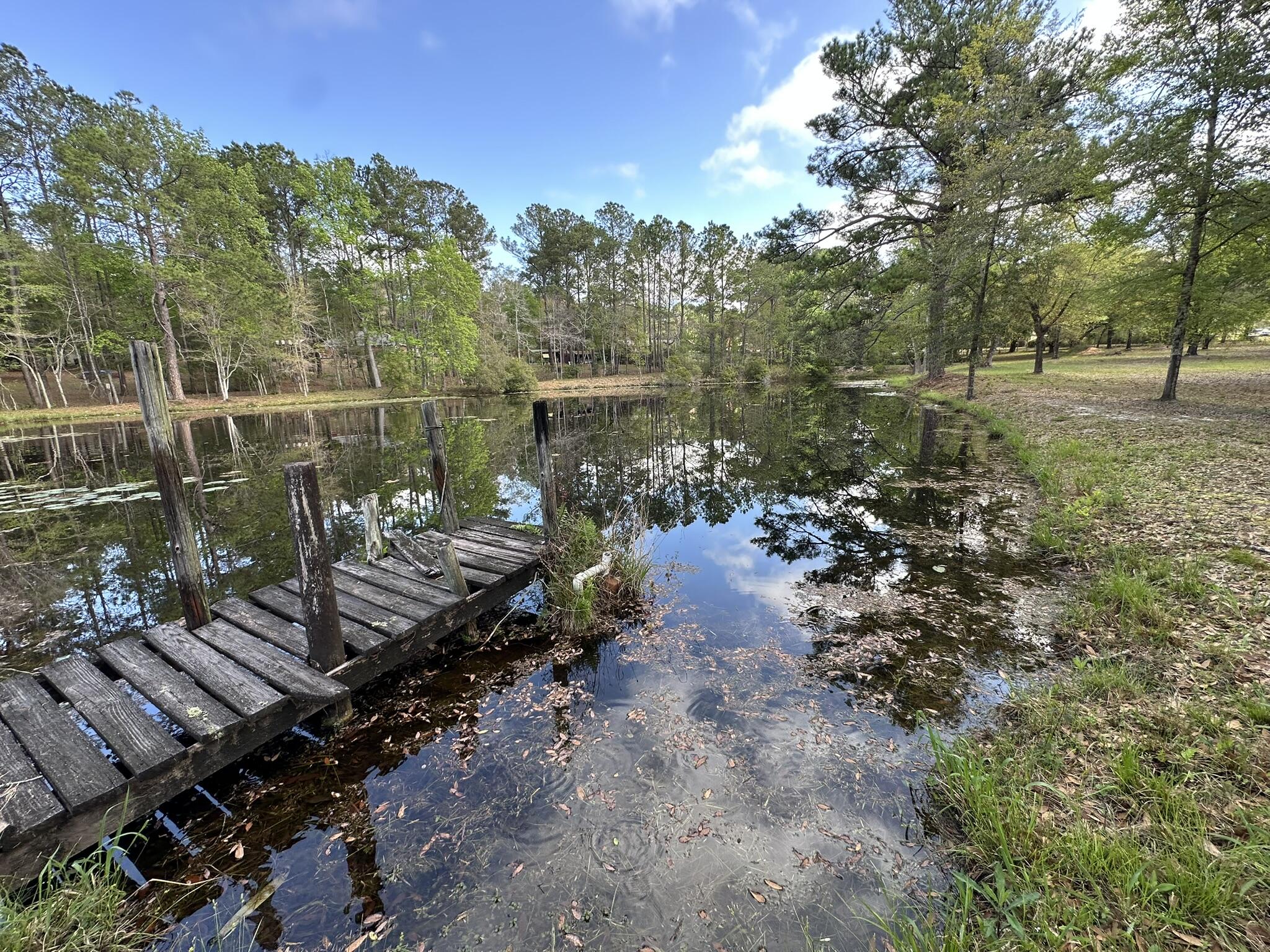 METES & BOUNDS - Land