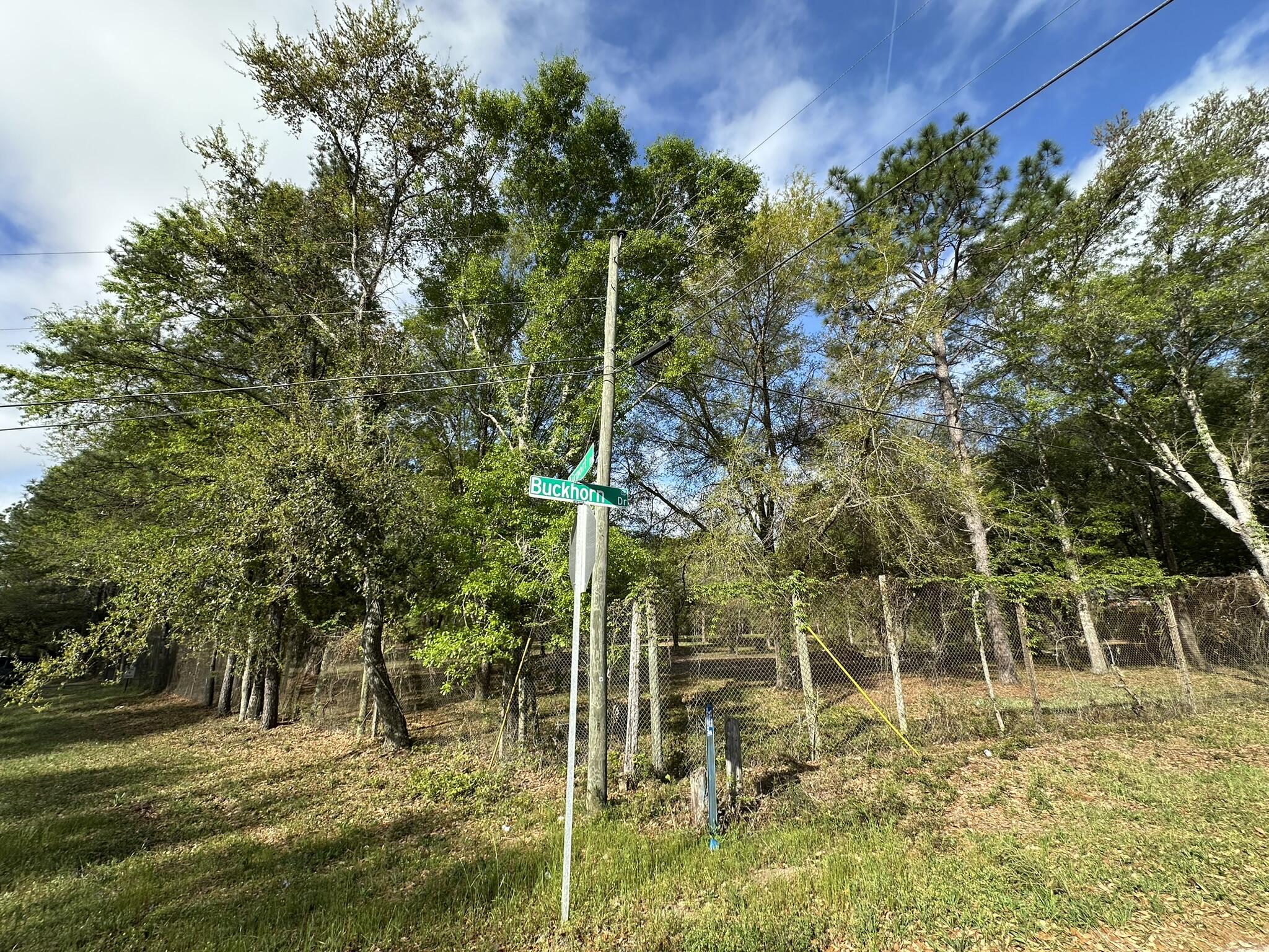 METES & BOUNDS - Land