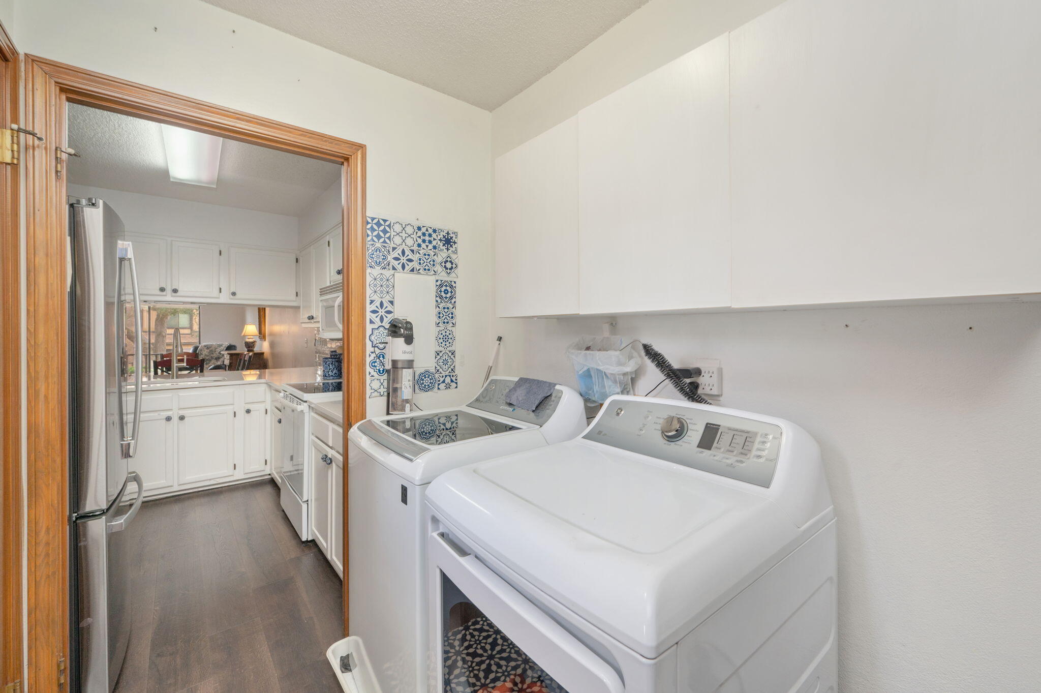 HIDDEN COVE T/H - Residential