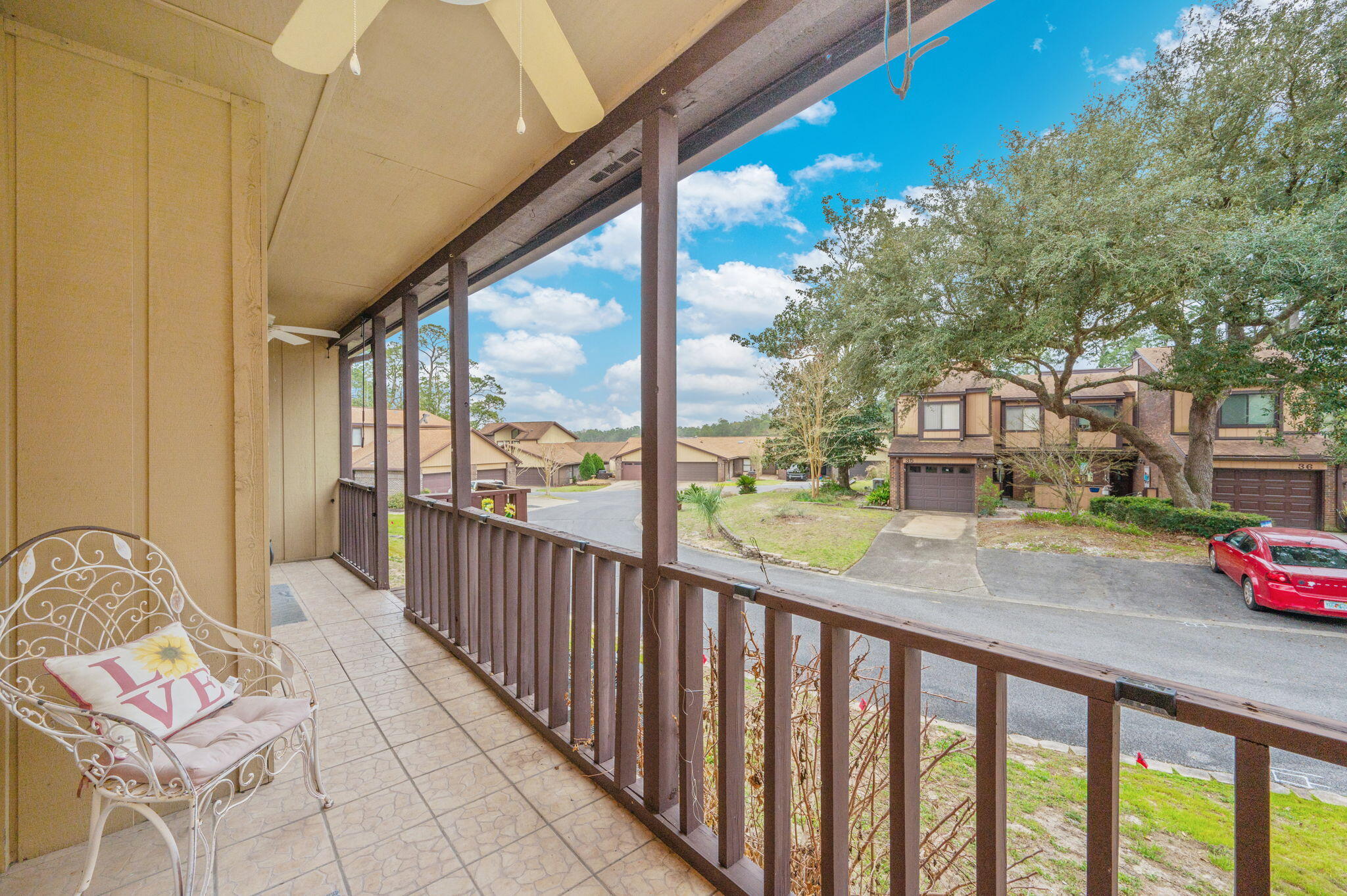 HIDDEN COVE T/H - Residential