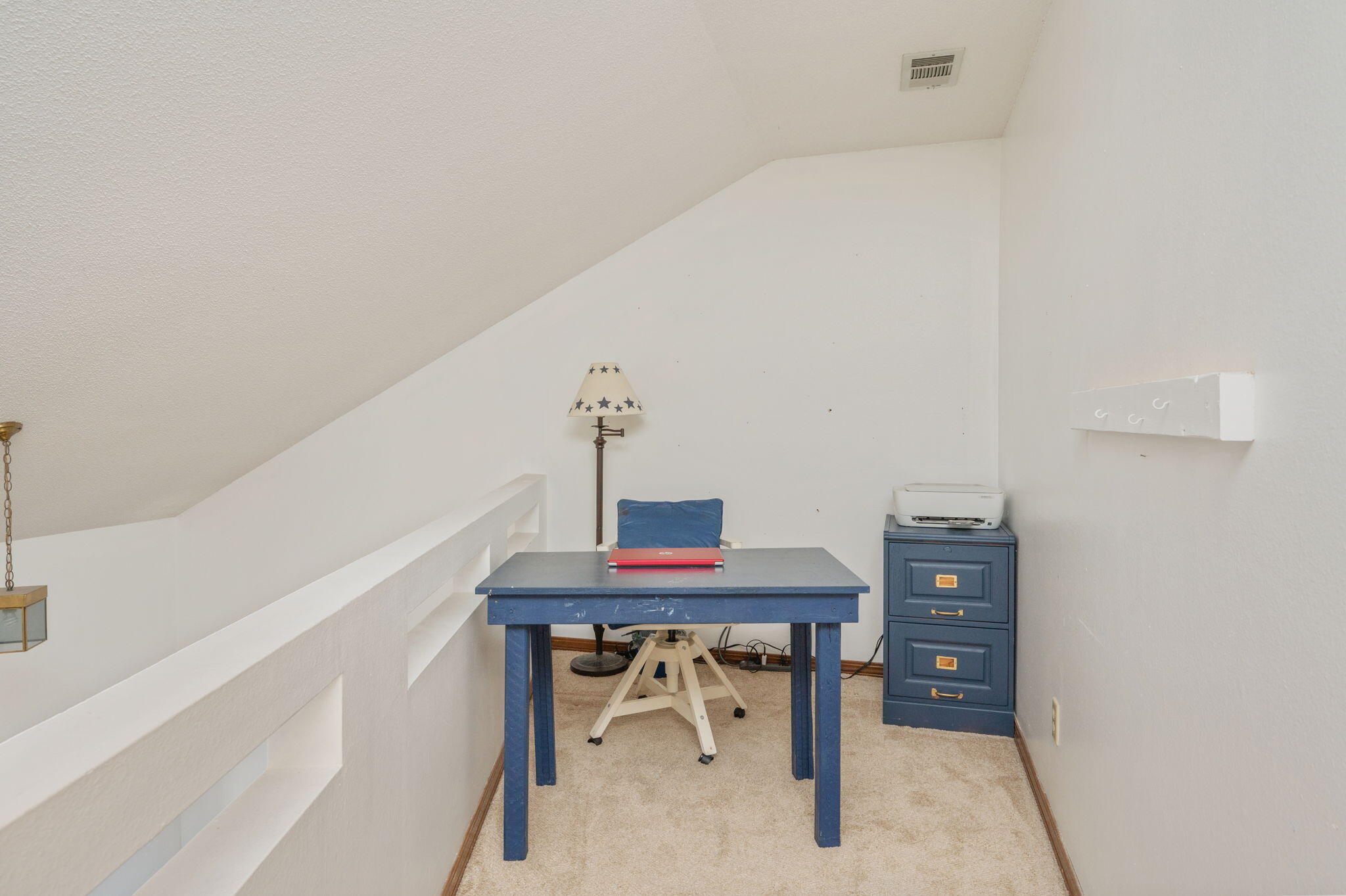 HIDDEN COVE T/H - Residential