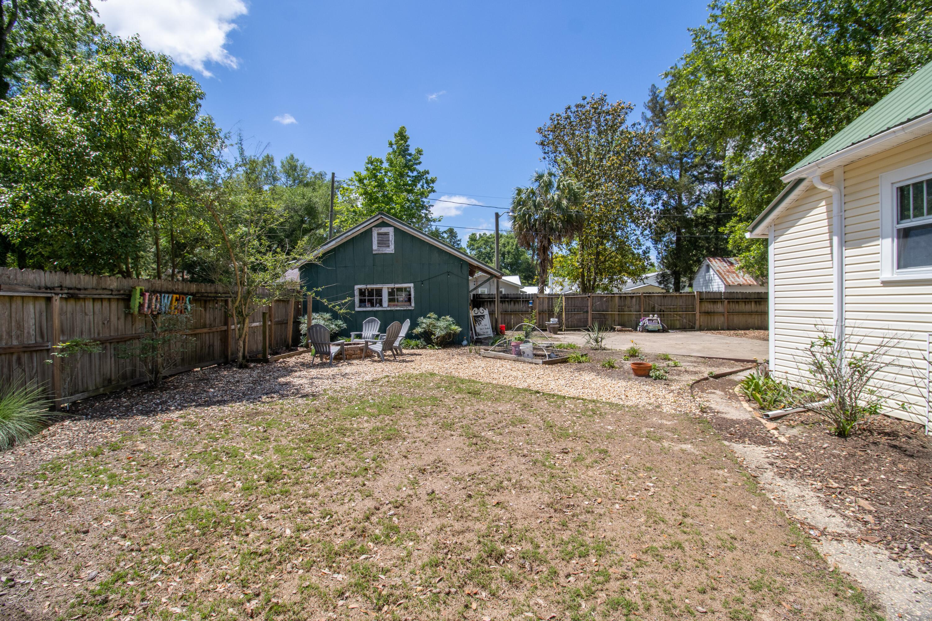 Town of Defuniak Springs - Residential