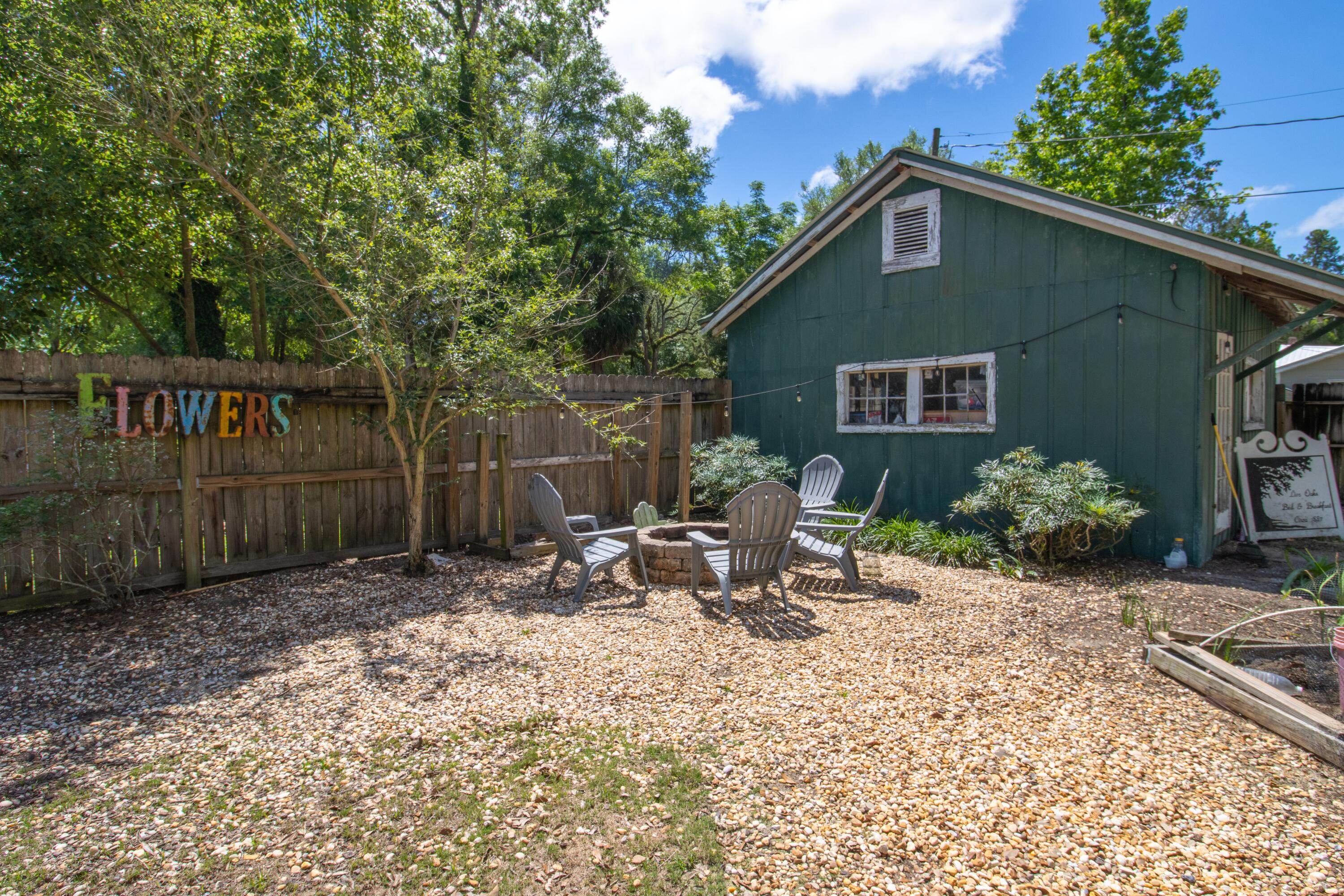 Town of Defuniak Springs - Residential