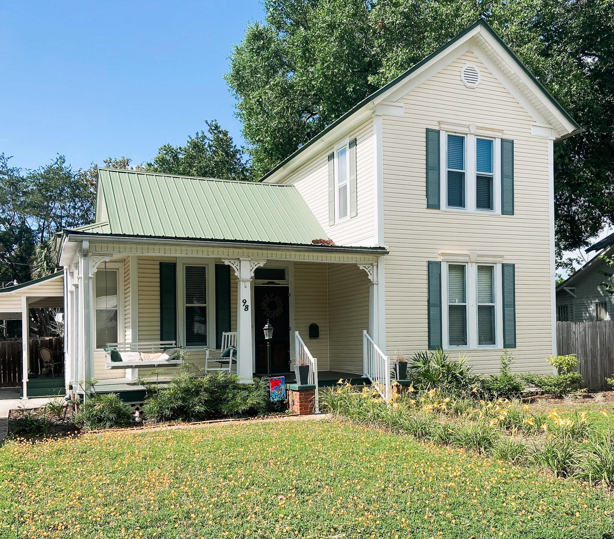 Town of Defuniak Springs - Residential