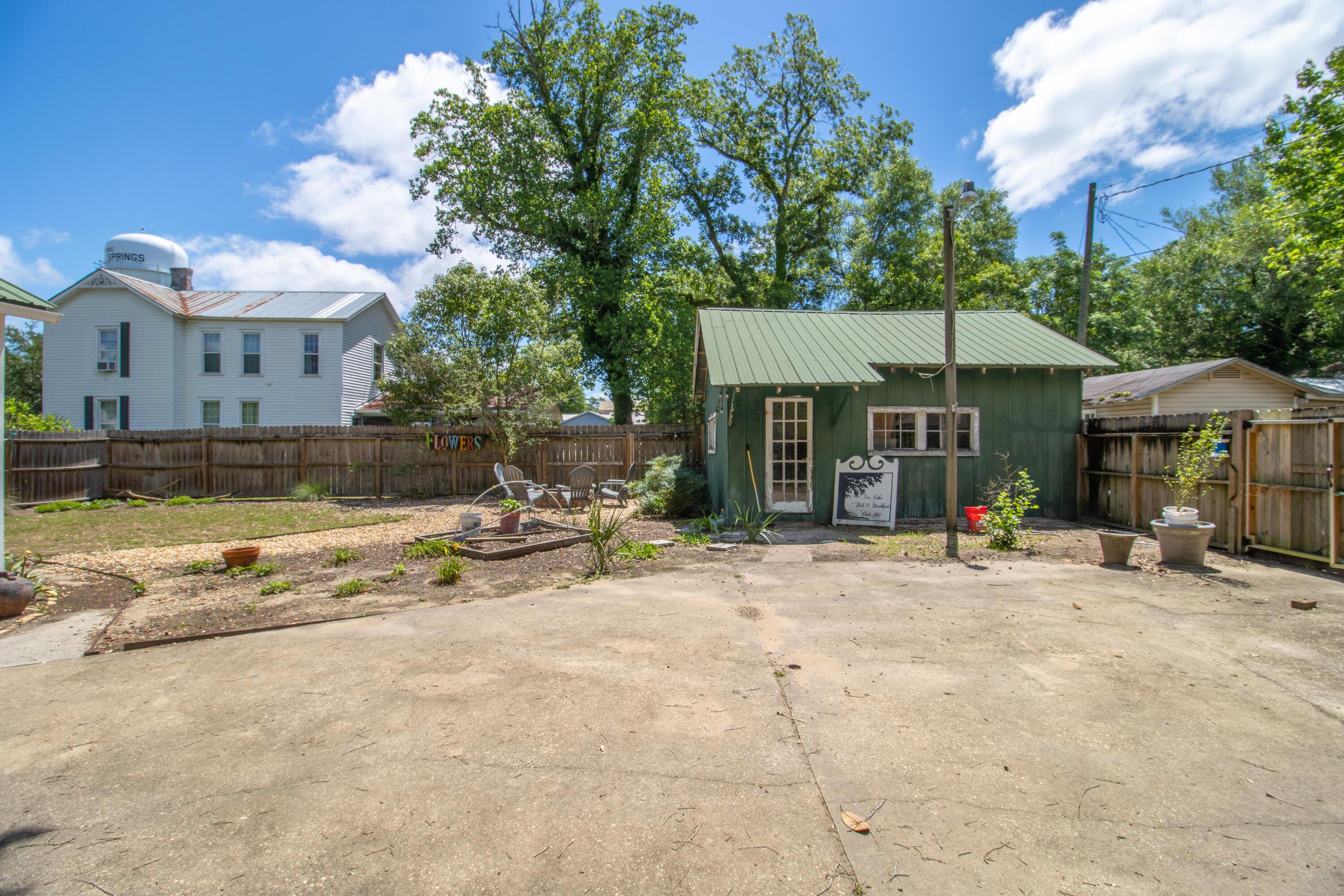 Town of Defuniak Springs - Residential