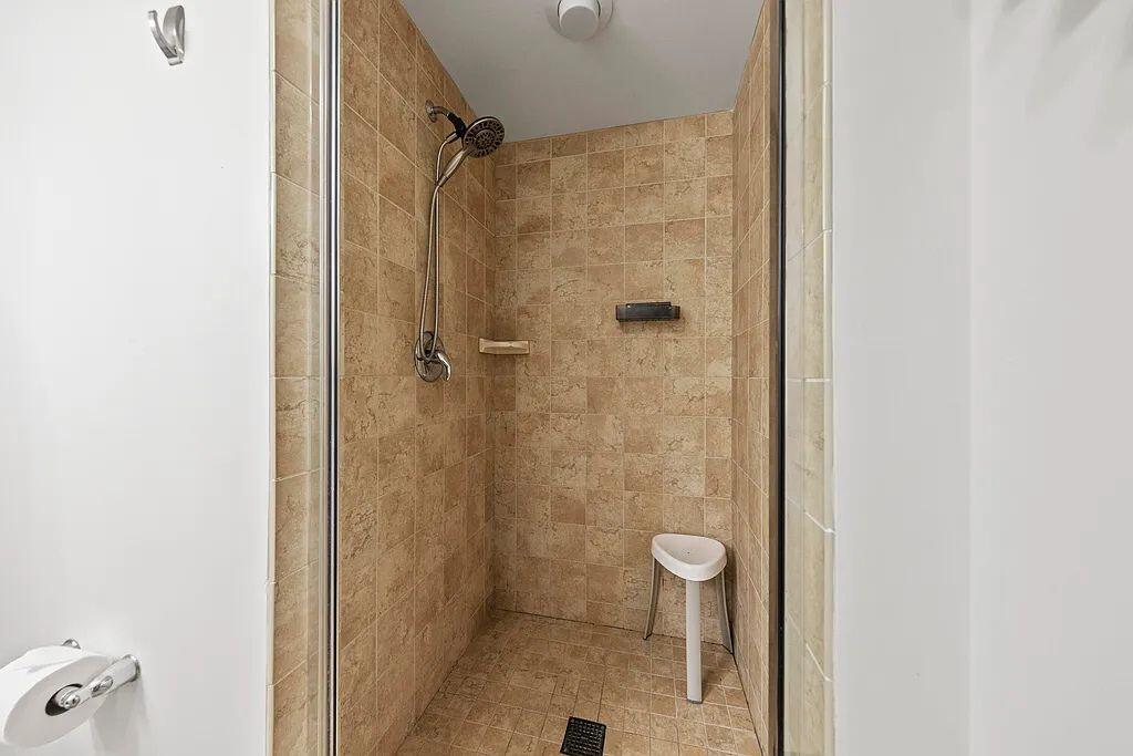 THE PALMS OF DESTIN - Residential