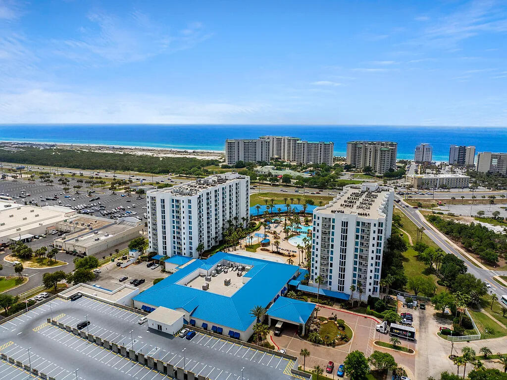 THE PALMS OF DESTIN - Residential