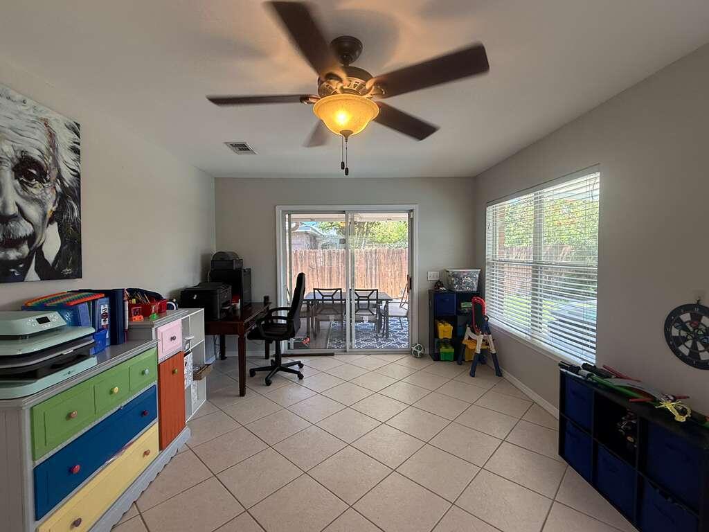 SHADOW OAK S/D - Residential Lease