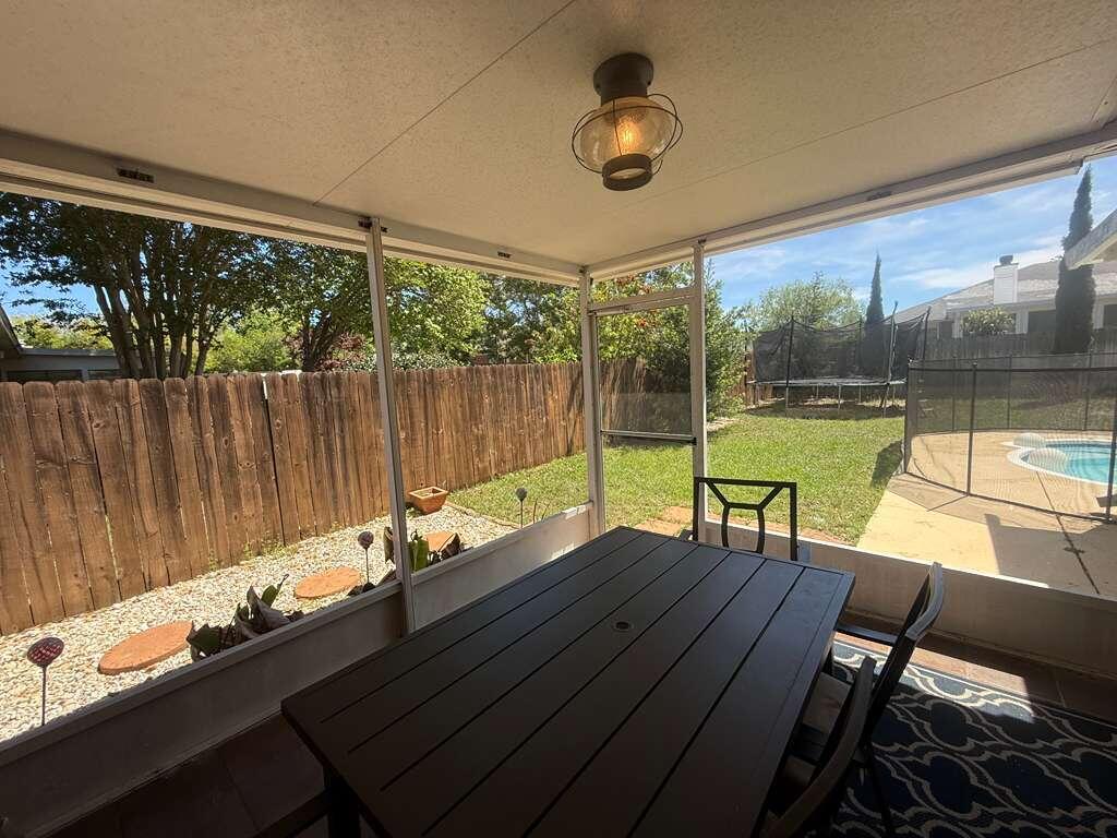 SHADOW OAK S/D - Residential Lease