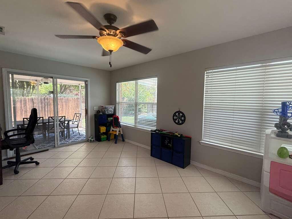 SHADOW OAK S/D - Residential Lease