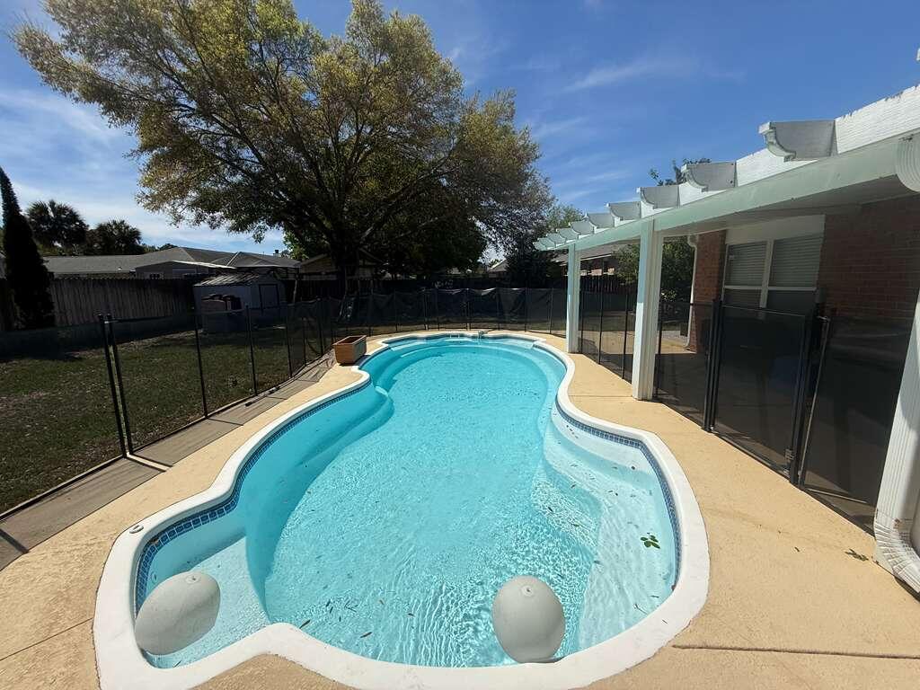 SHADOW OAK S/D - Residential Lease