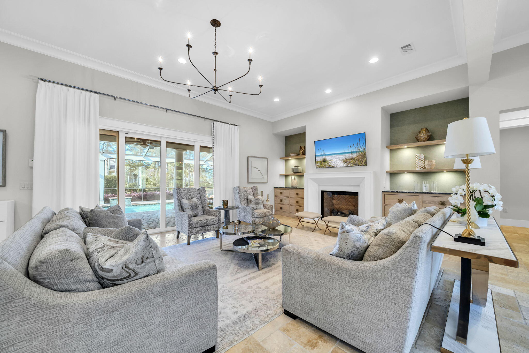 ISLAND GREEN - Residential