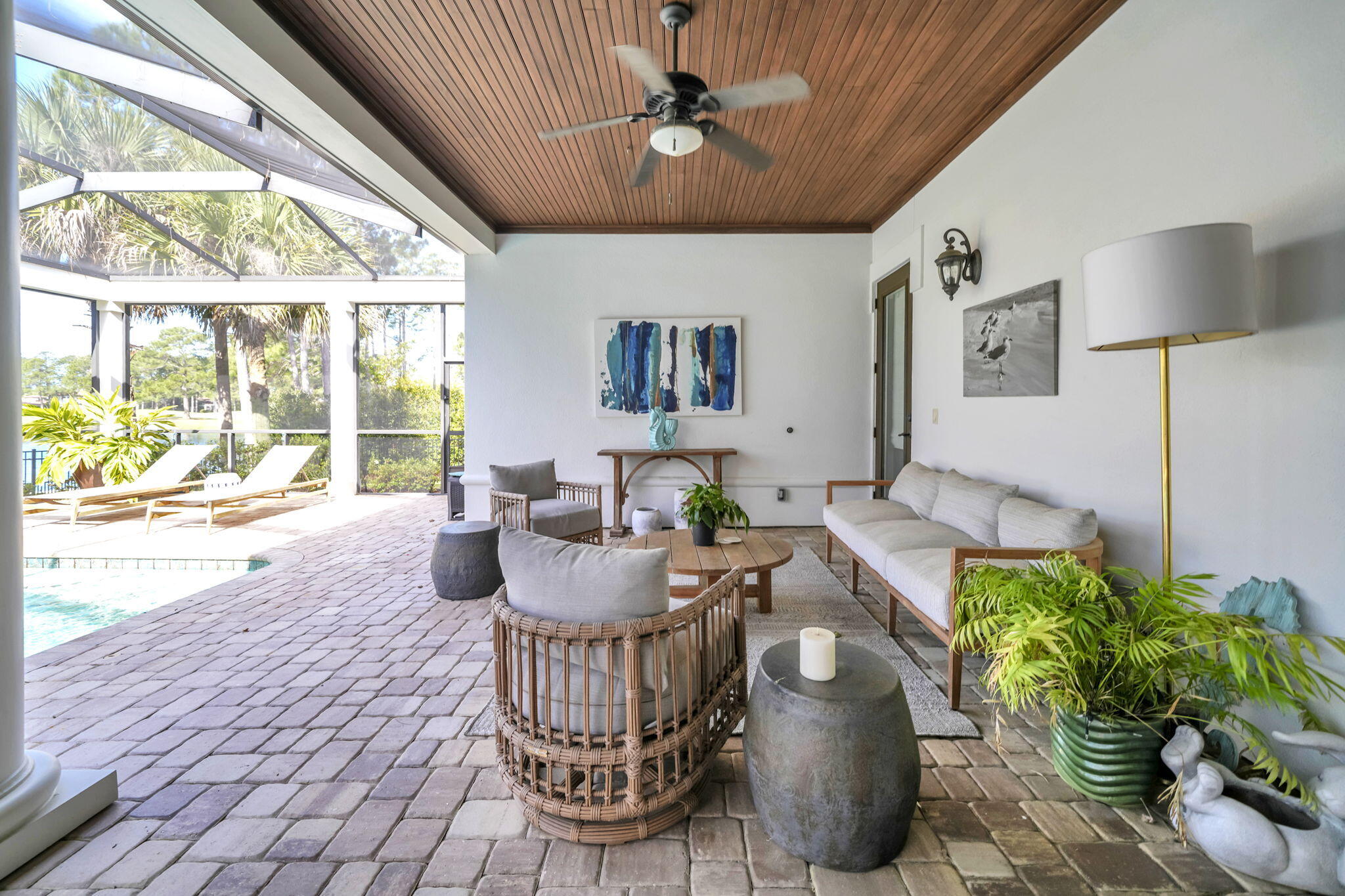 ISLAND GREEN - Residential