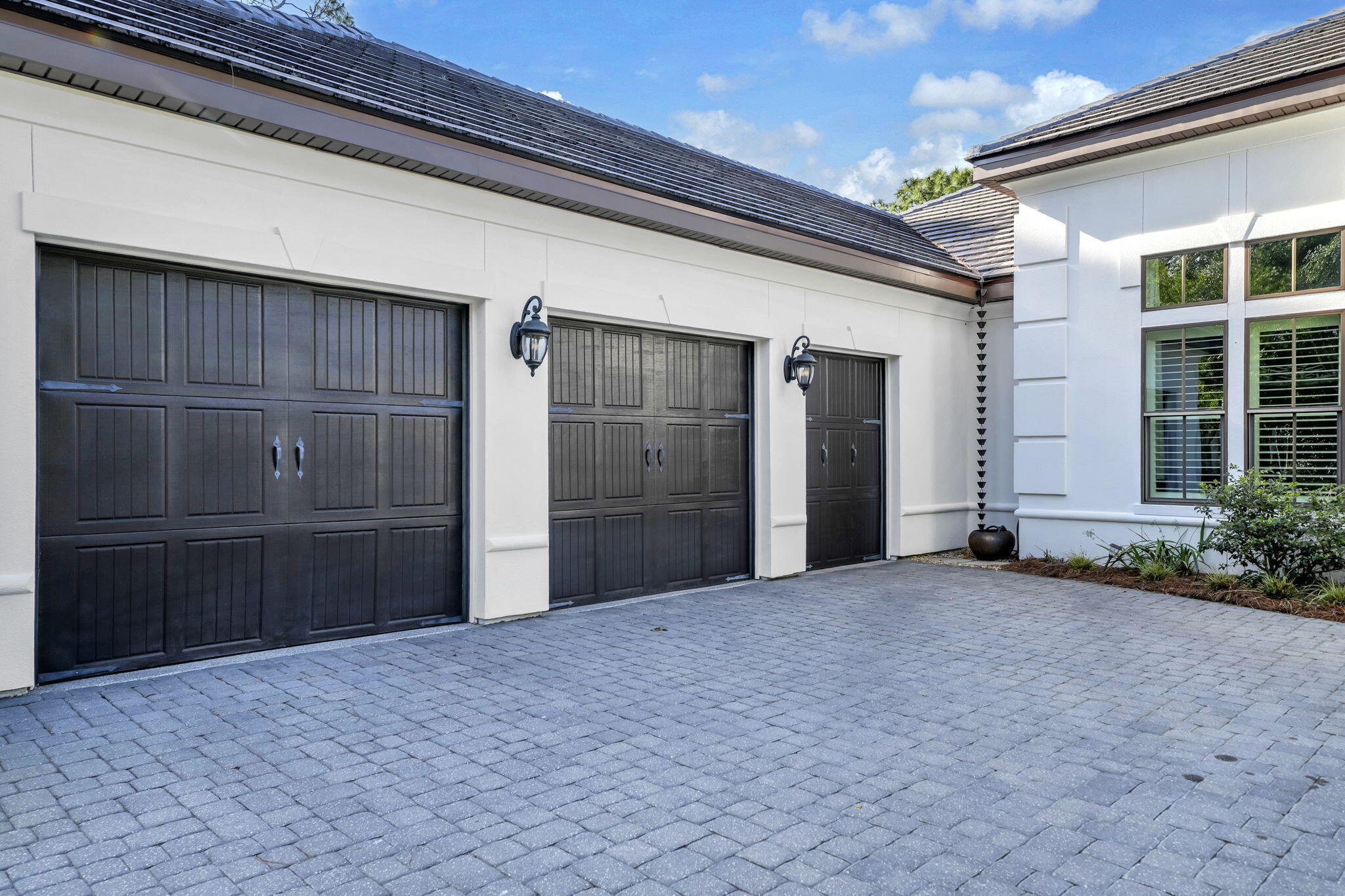 ISLAND GREEN - Residential