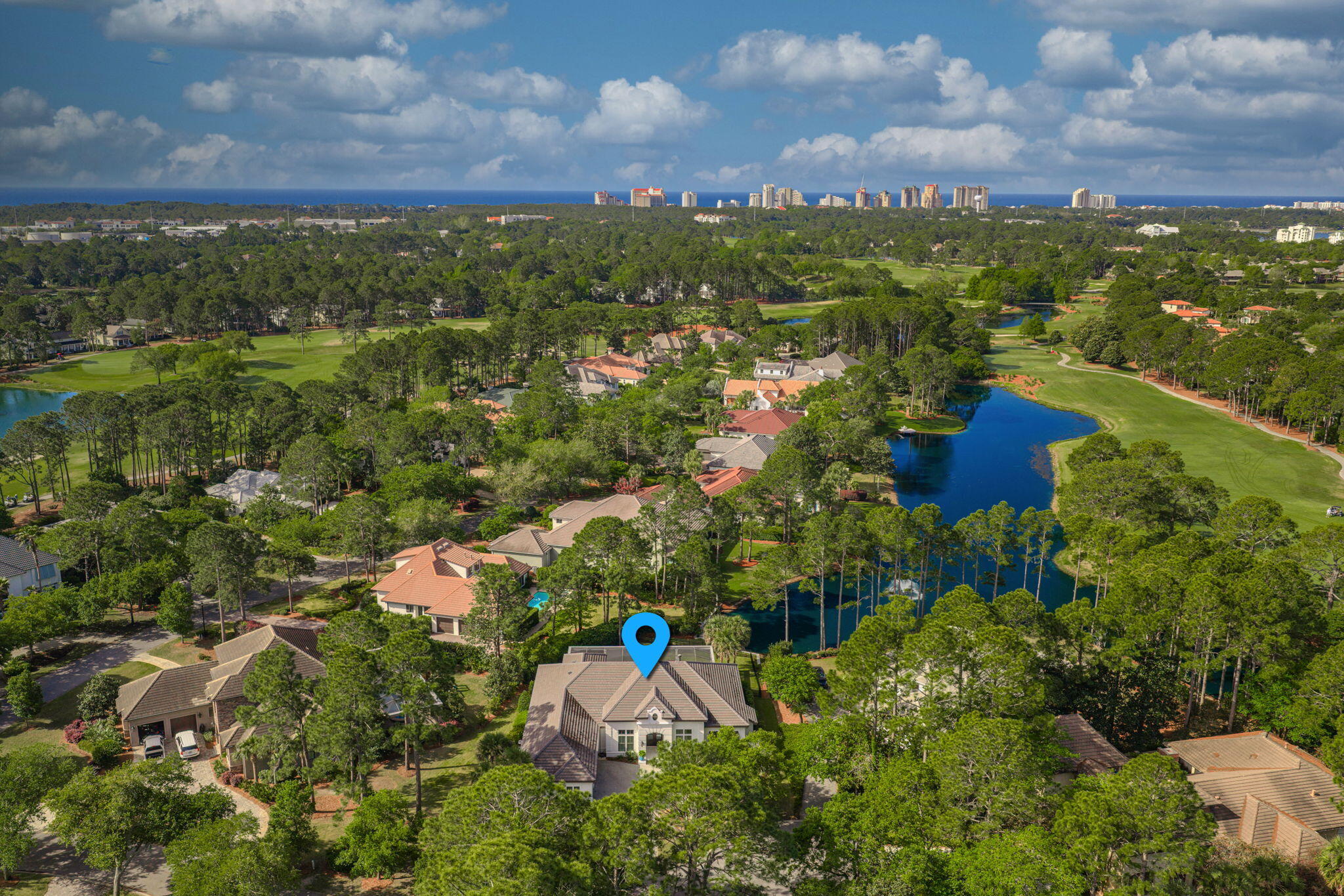 ISLAND GREEN - Residential