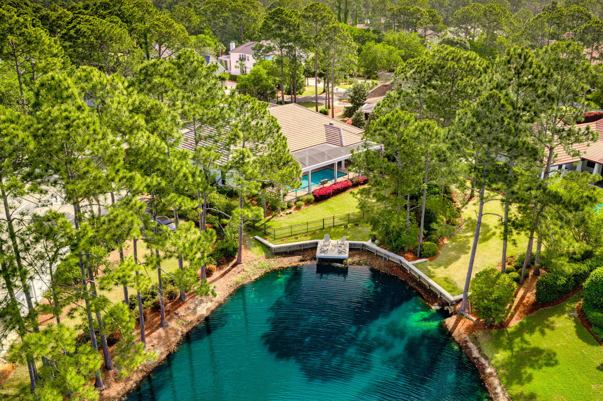 ISLAND GREEN - Residential