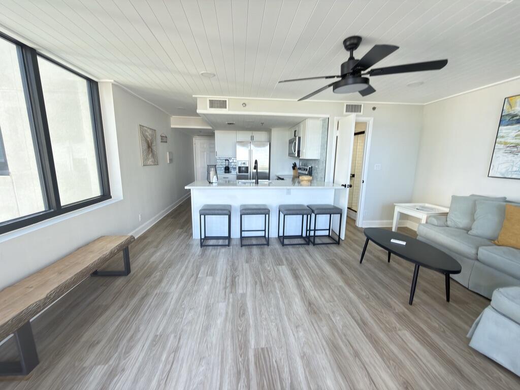 SUNBIRD CONDO - Residential