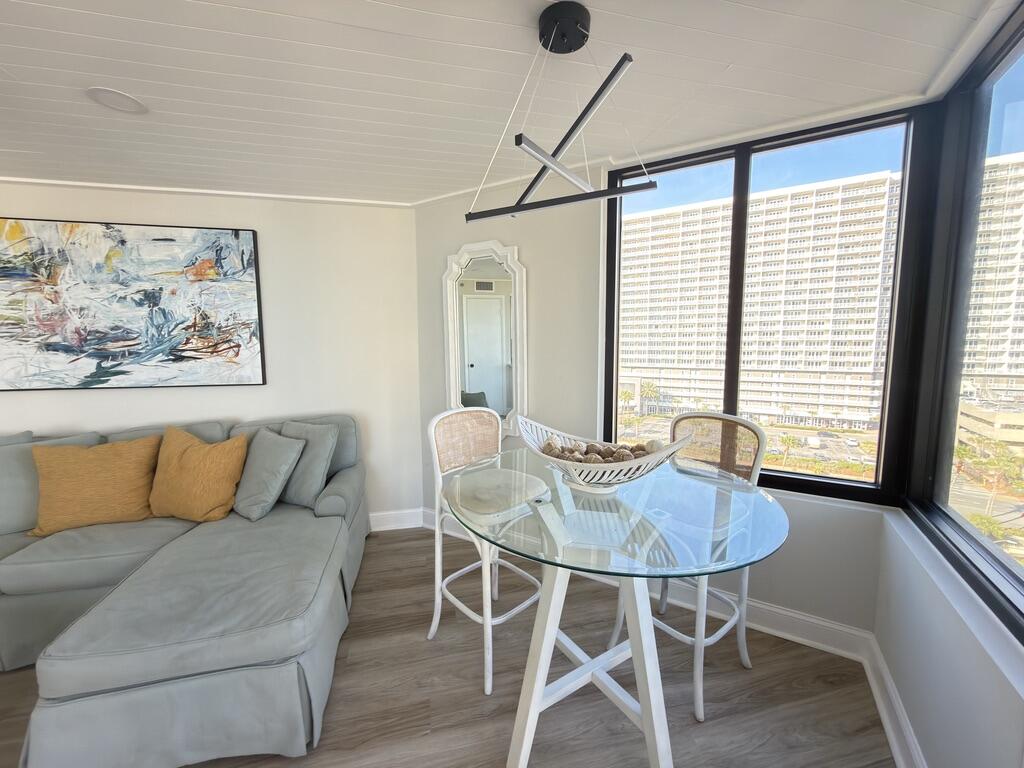 SUNBIRD CONDO - Residential
