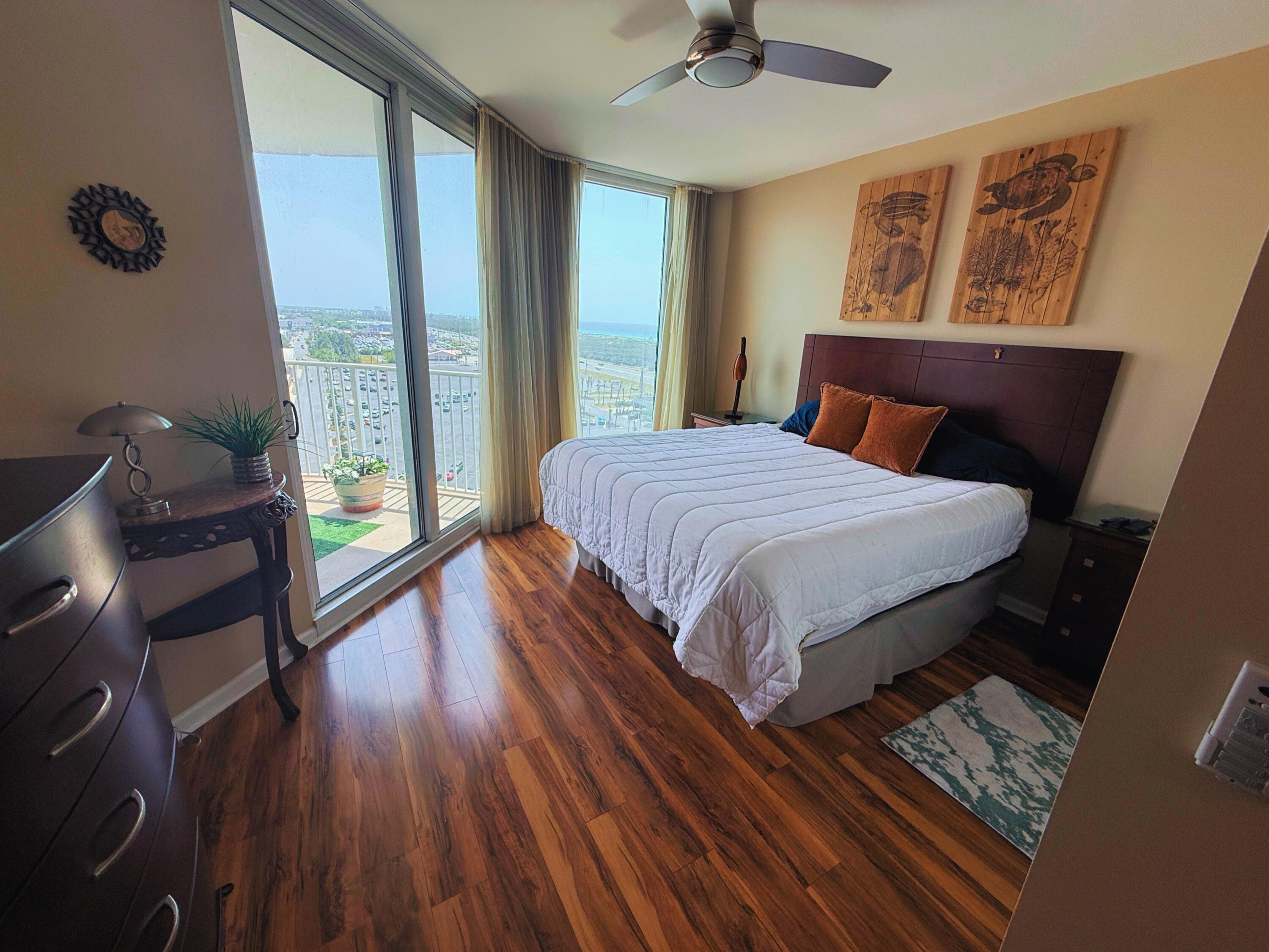 THE PALMS OF DESTIN - Residential