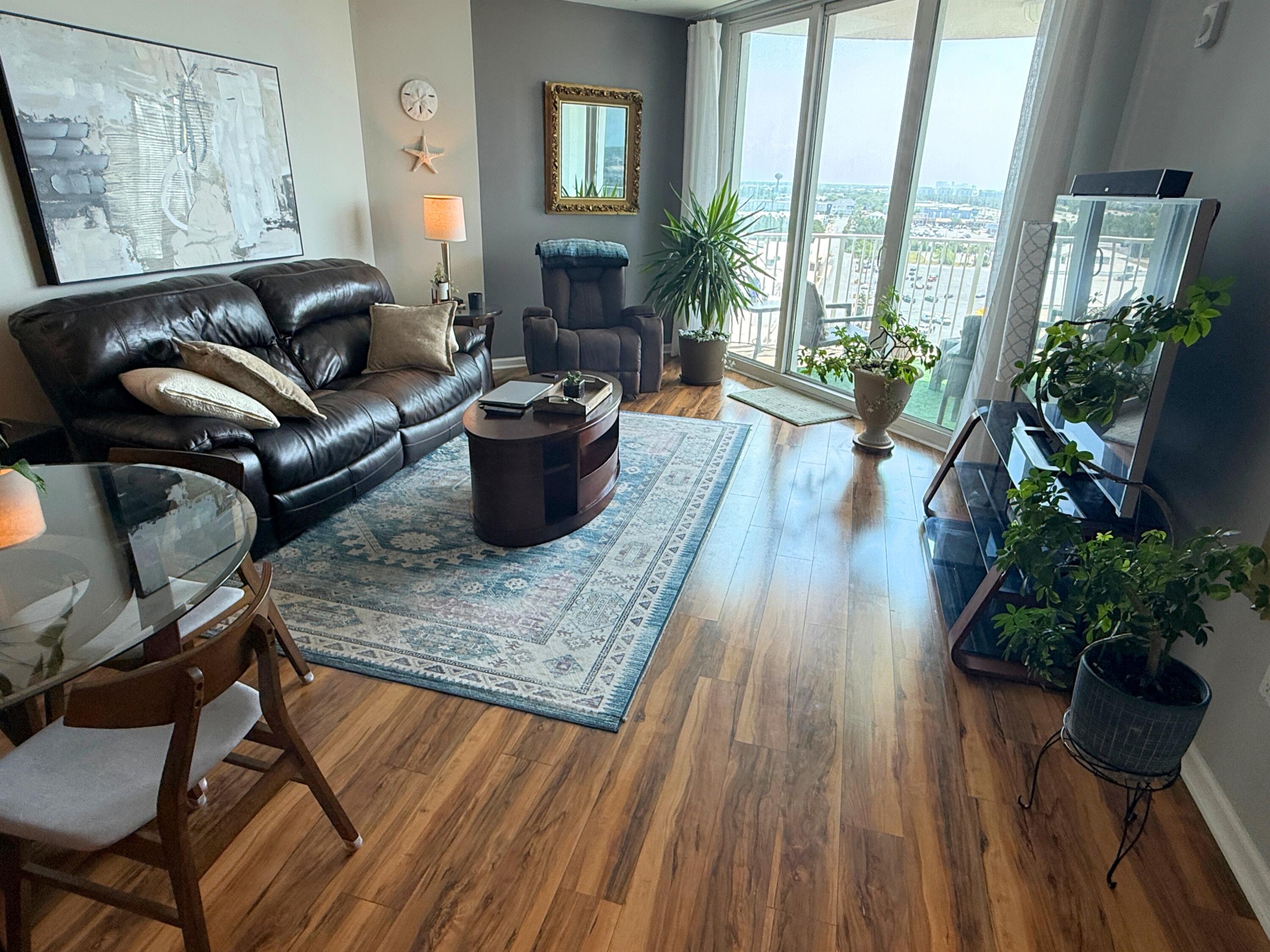 THE PALMS OF DESTIN - Residential