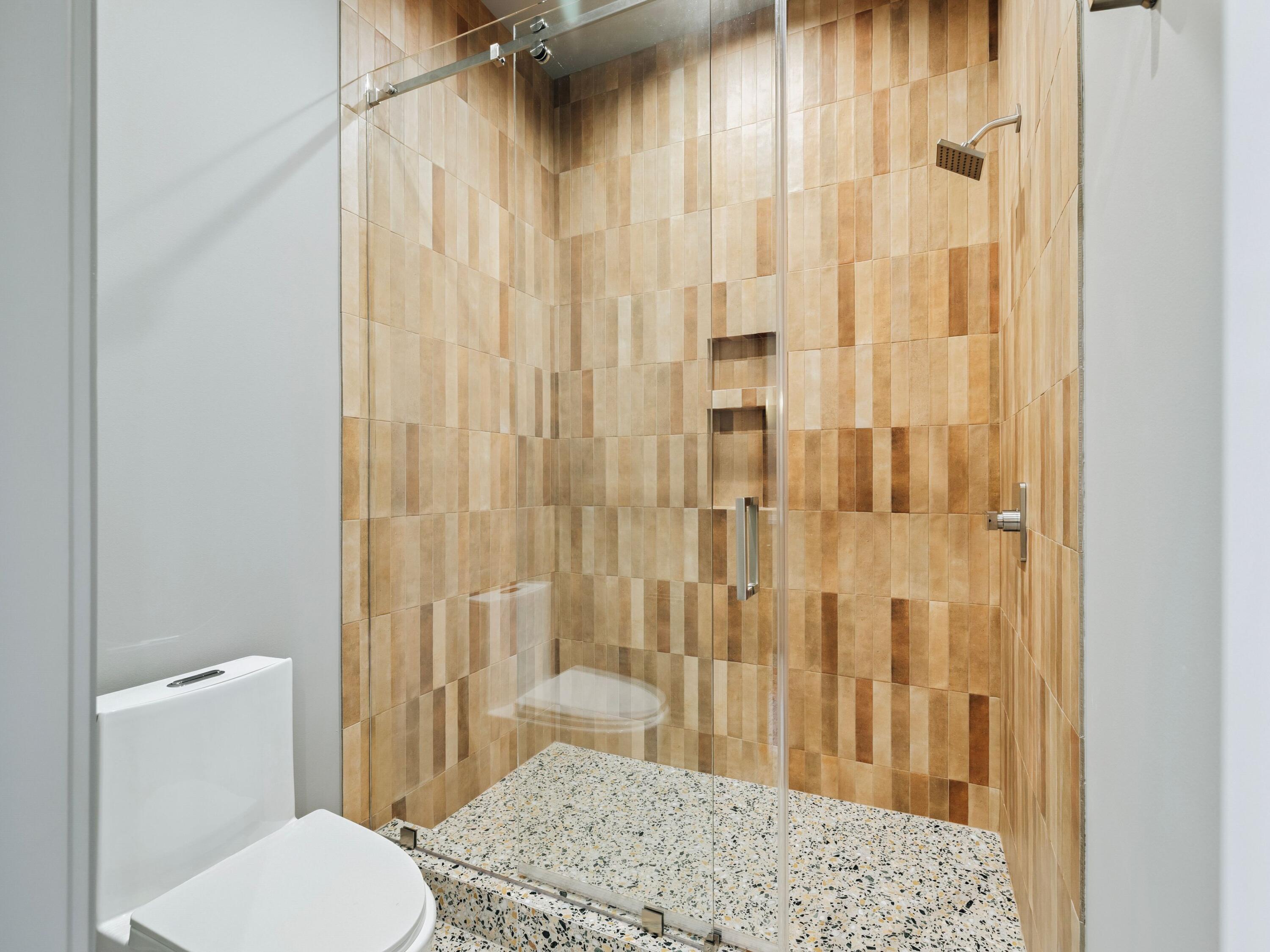 RIVIERA BEACH - Residential