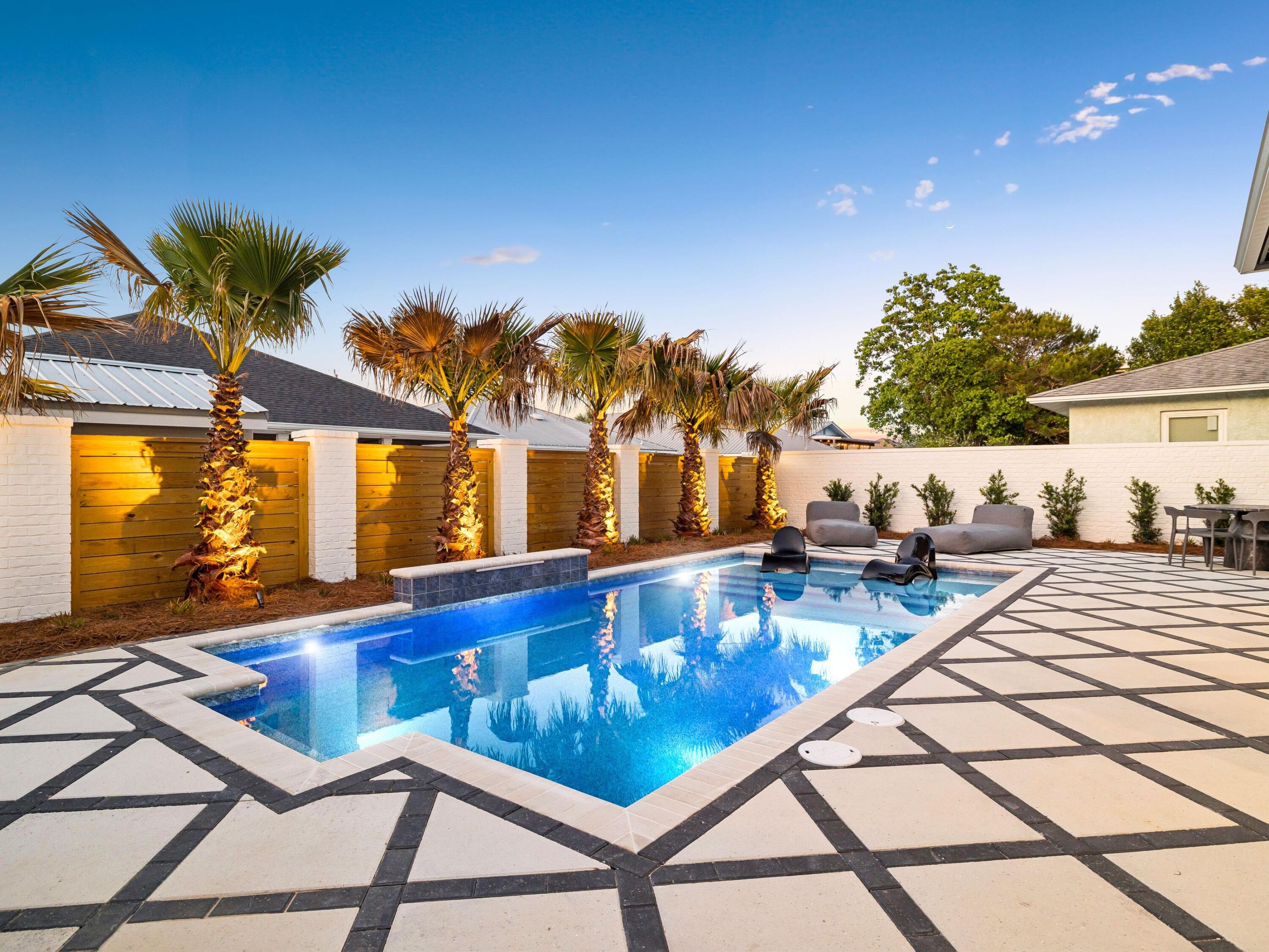 RIVIERA BEACH - Residential