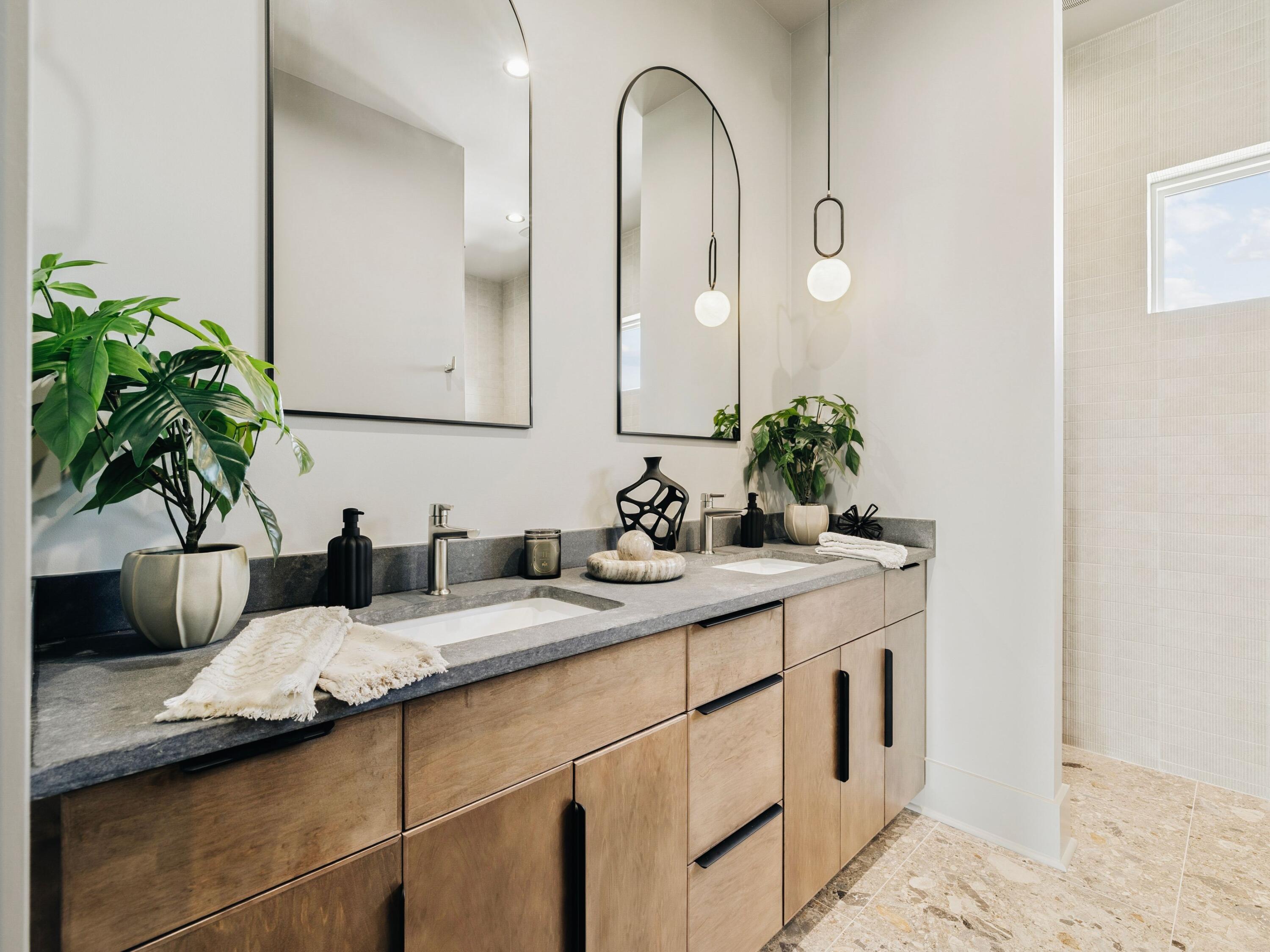 RIVIERA BEACH - Residential