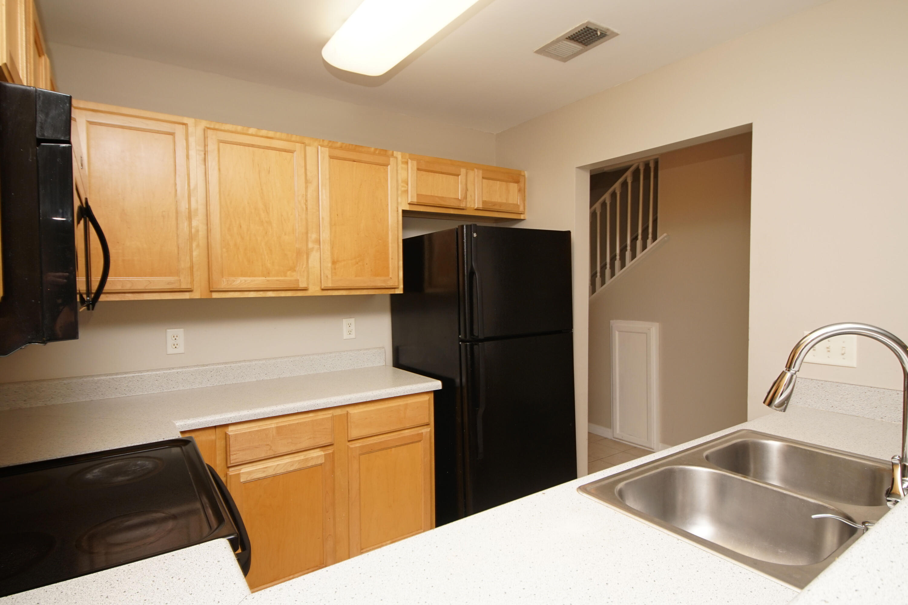 OAK PARK TOWNHOMES - Residential