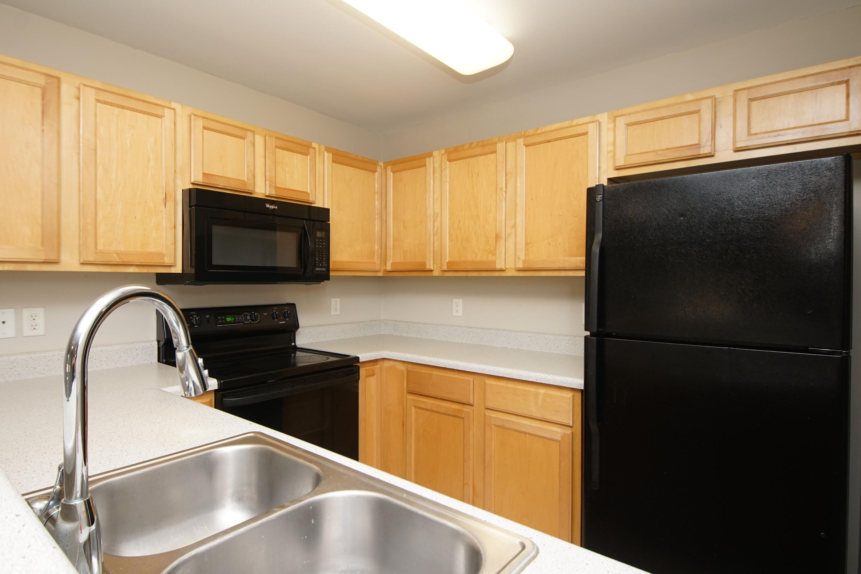 OAK PARK TOWNHOMES - Residential