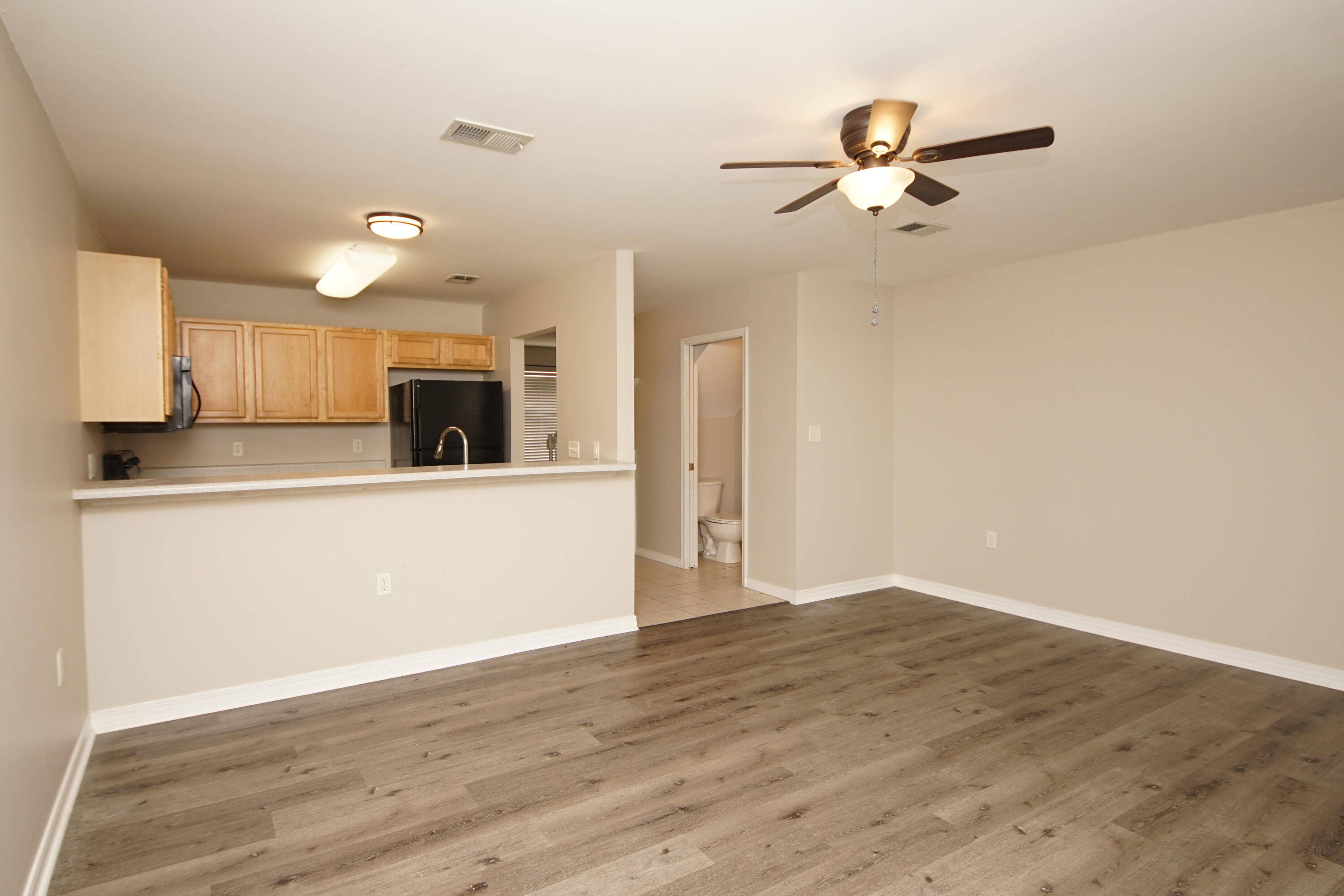 OAK PARK TOWNHOMES - Residential