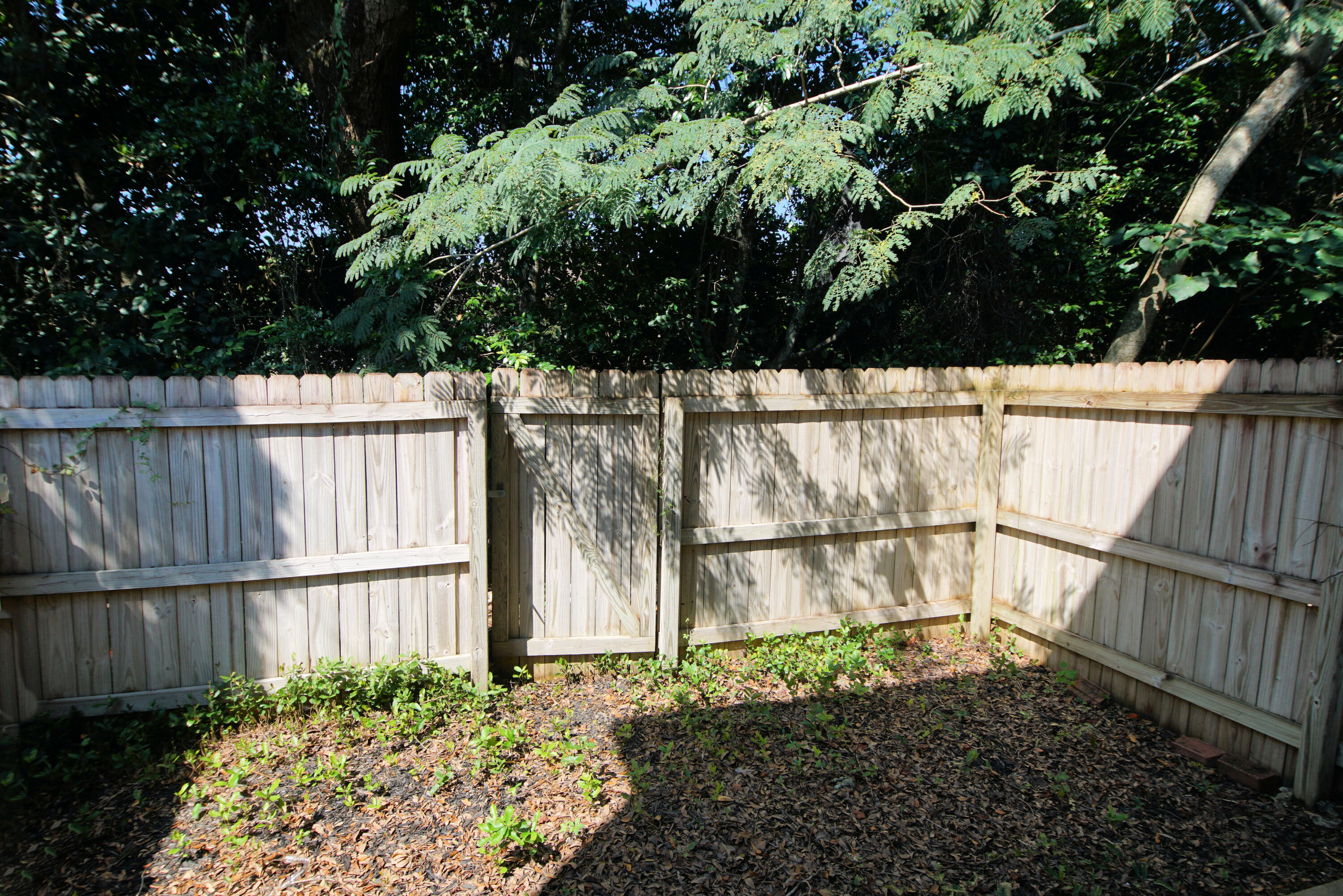 OAK PARK TOWNHOMES - Residential