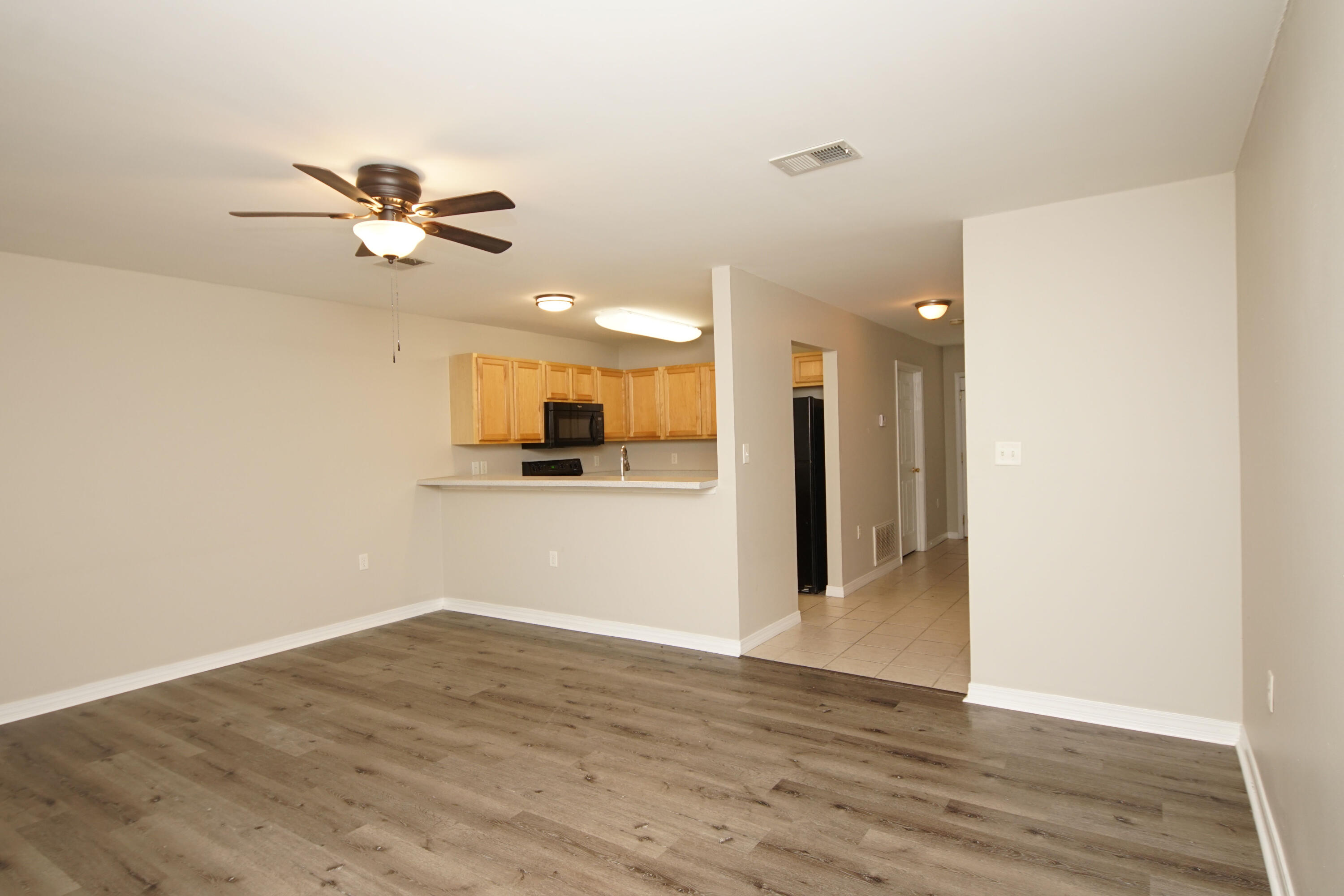 OAK PARK TOWNHOMES - Residential