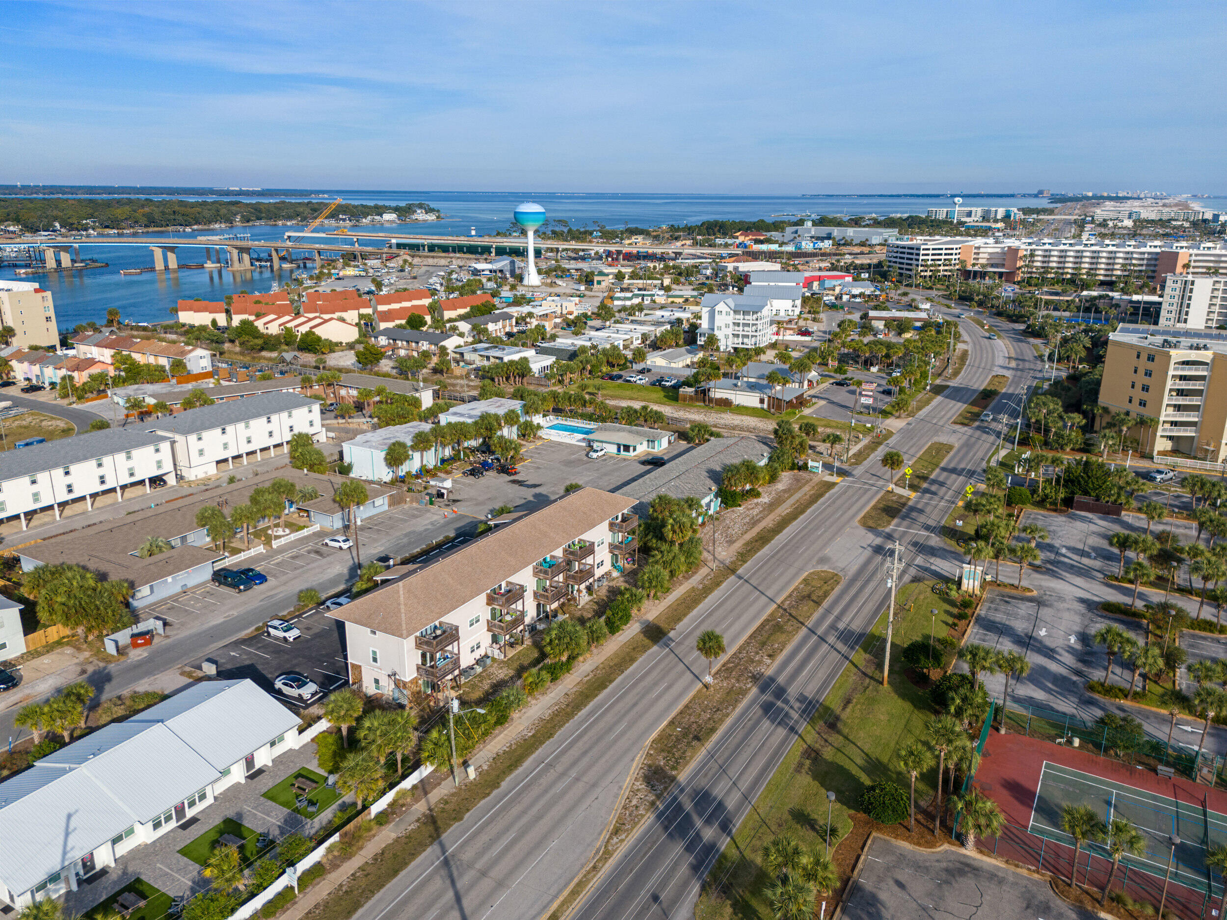 ISLAND GARDENS CONDO - Residential