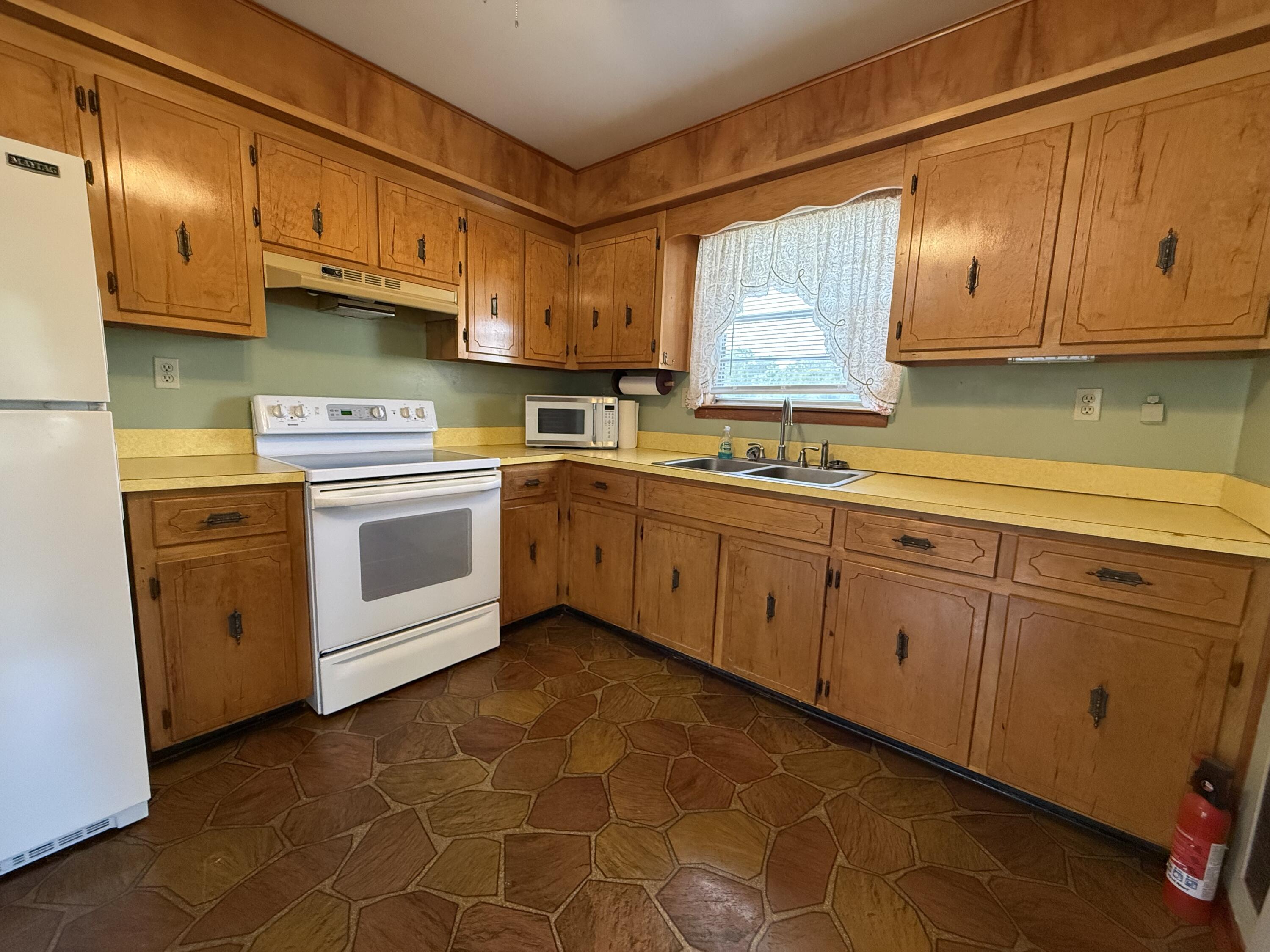 Oakwood Hills Unit III - Residential