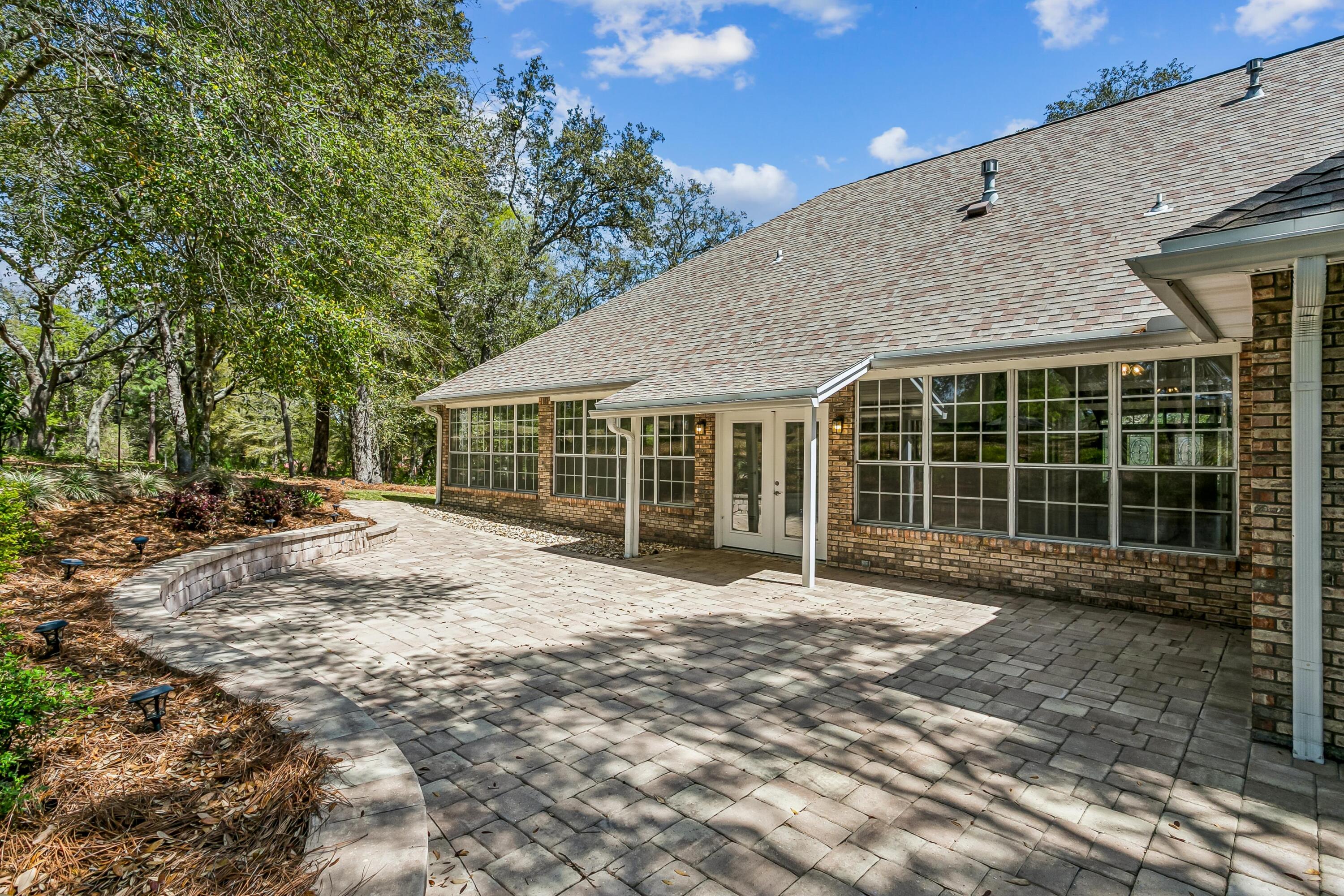 LAKE WAY VILLAS 3 - Residential