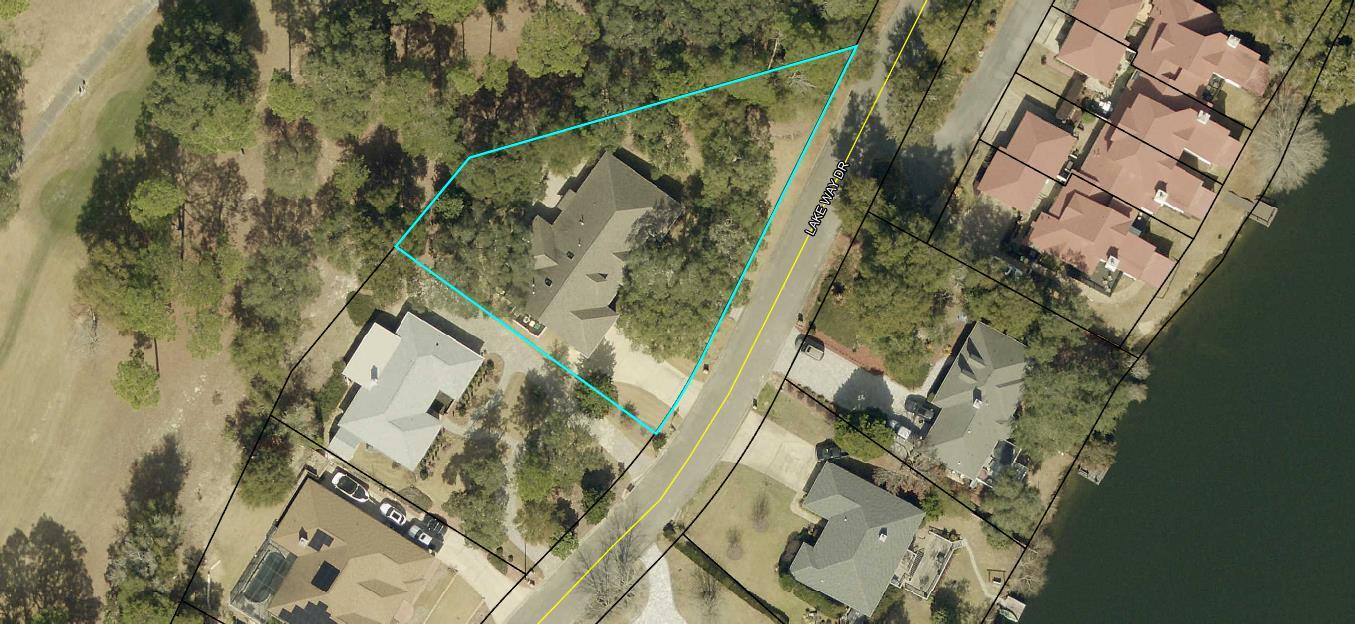 LAKE WAY VILLAS 3 - Residential