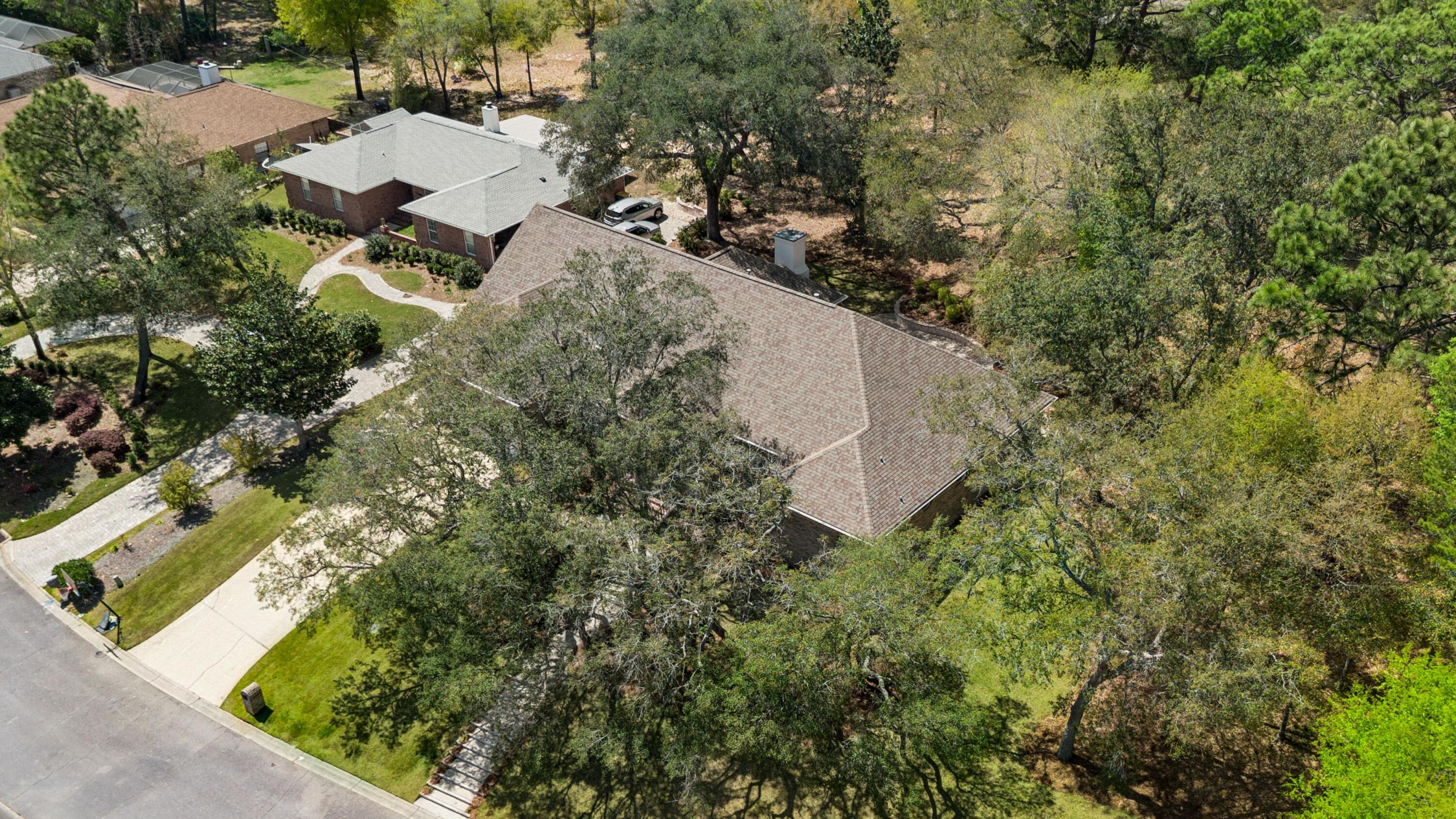 LAKE WAY VILLAS 3 - Residential