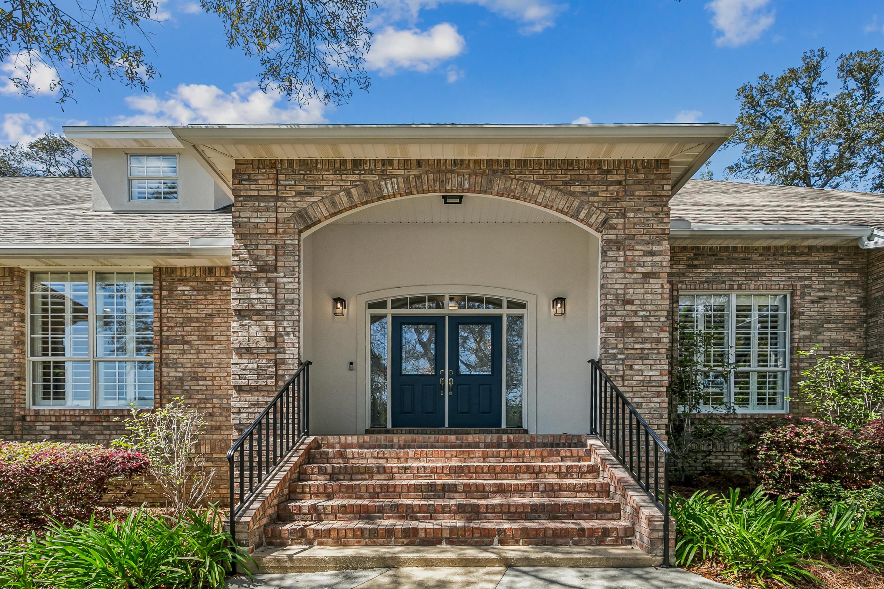 LAKE WAY VILLAS 3 - Residential