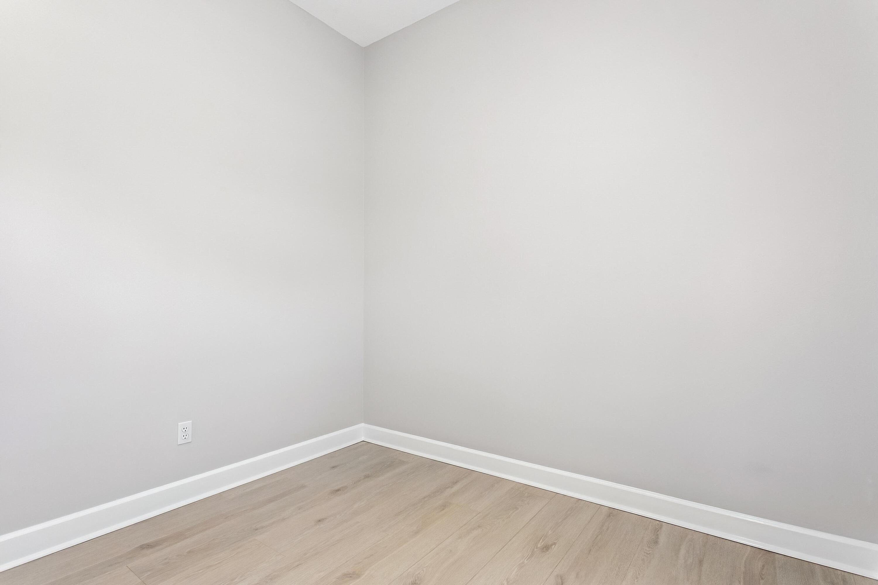 LAKE WAY VILLAS 3 - Residential