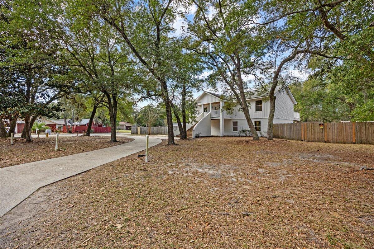 HOLLEY SHORES - Residential